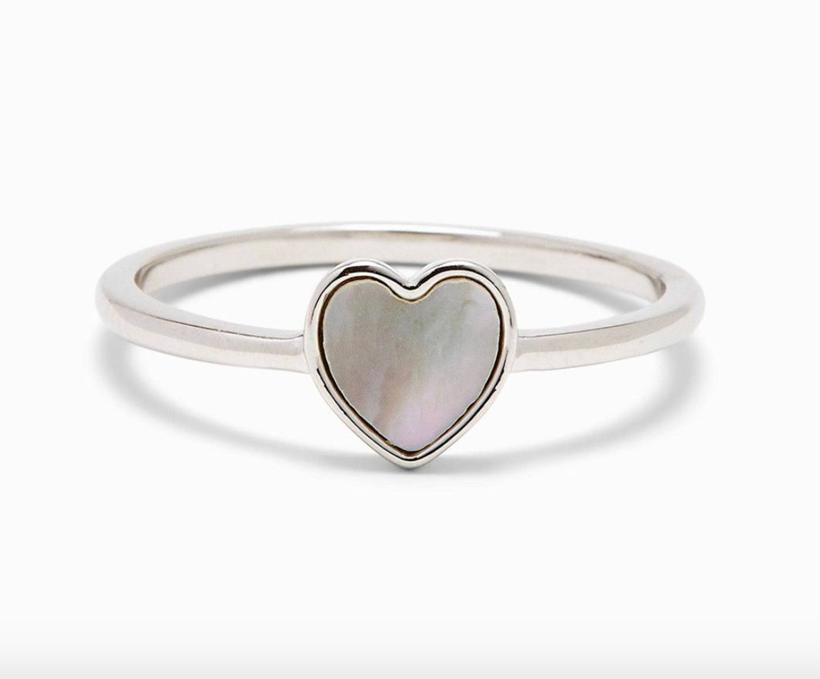 HEART OF PEARL RING