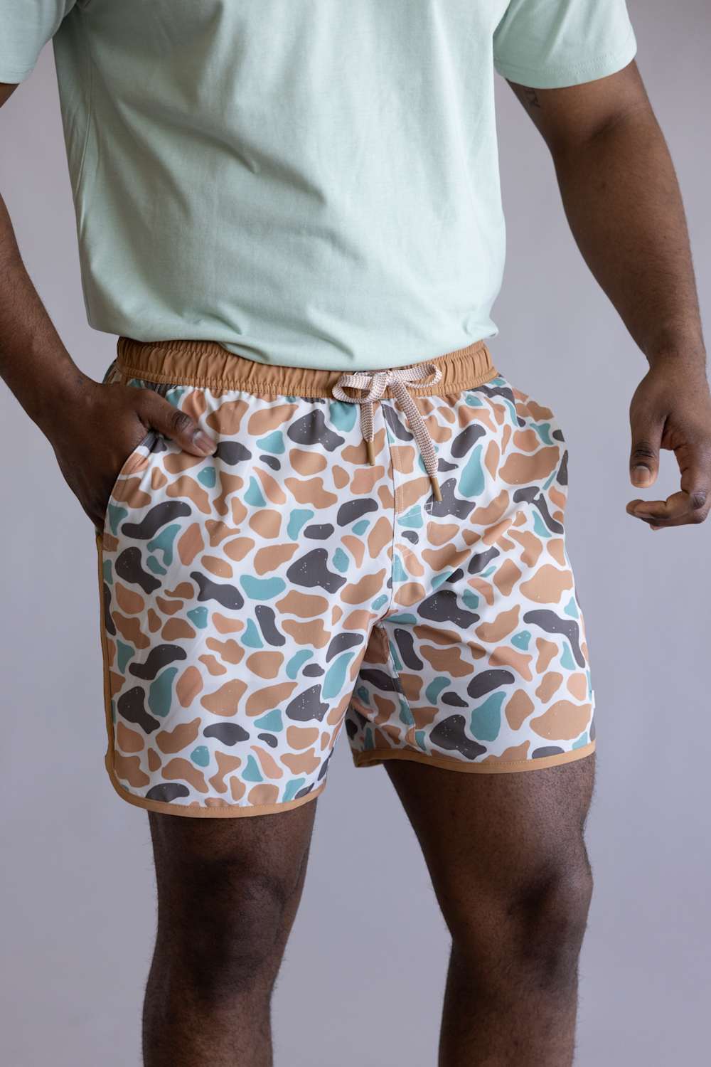 BAYSIDE CAMO SWIM TRUNKS