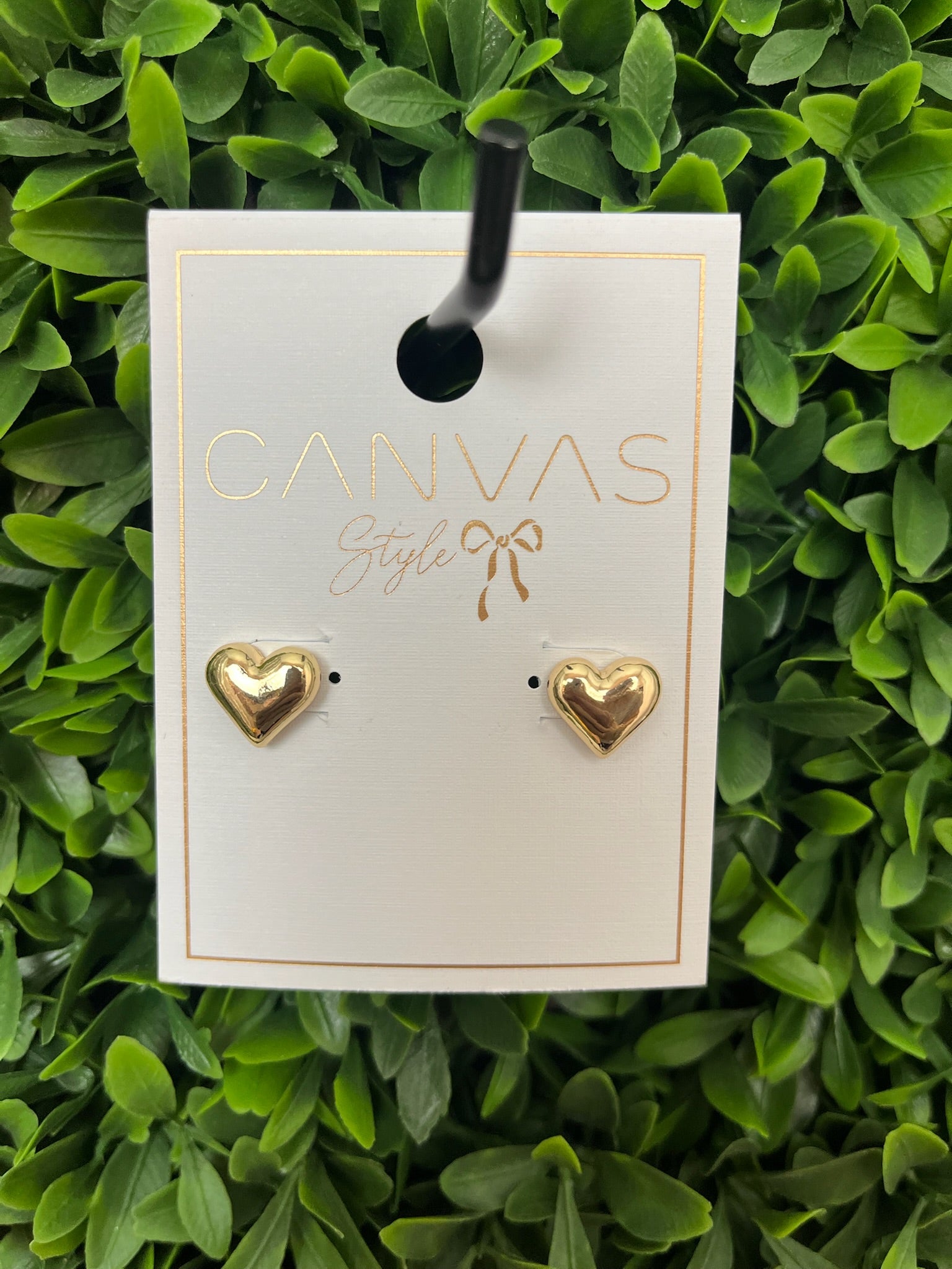 TATUM HEART STUD EARRINGS SHINY GOLD