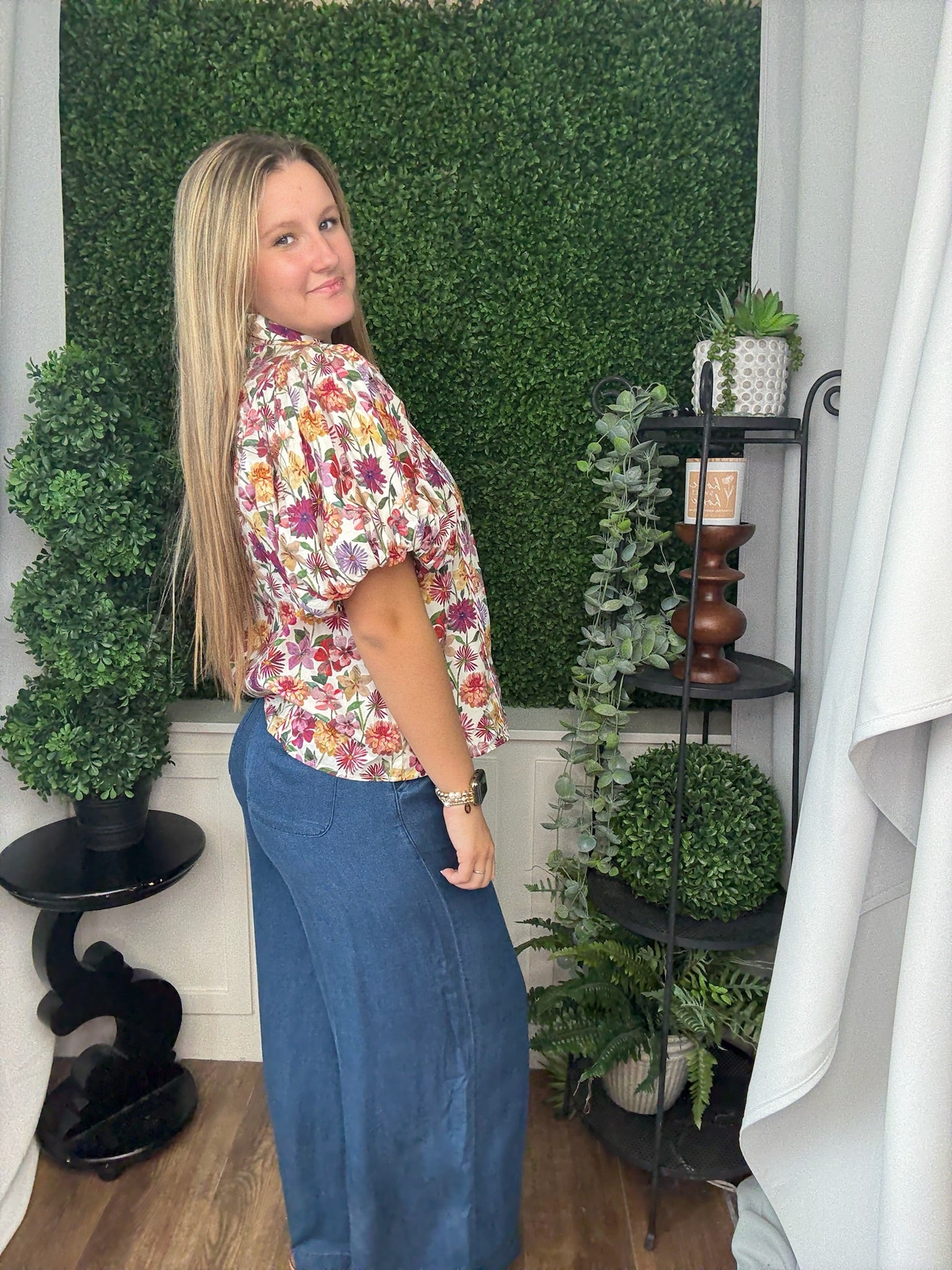 FLORAL PRINT PUFF SLEEVE TOP - PLUM