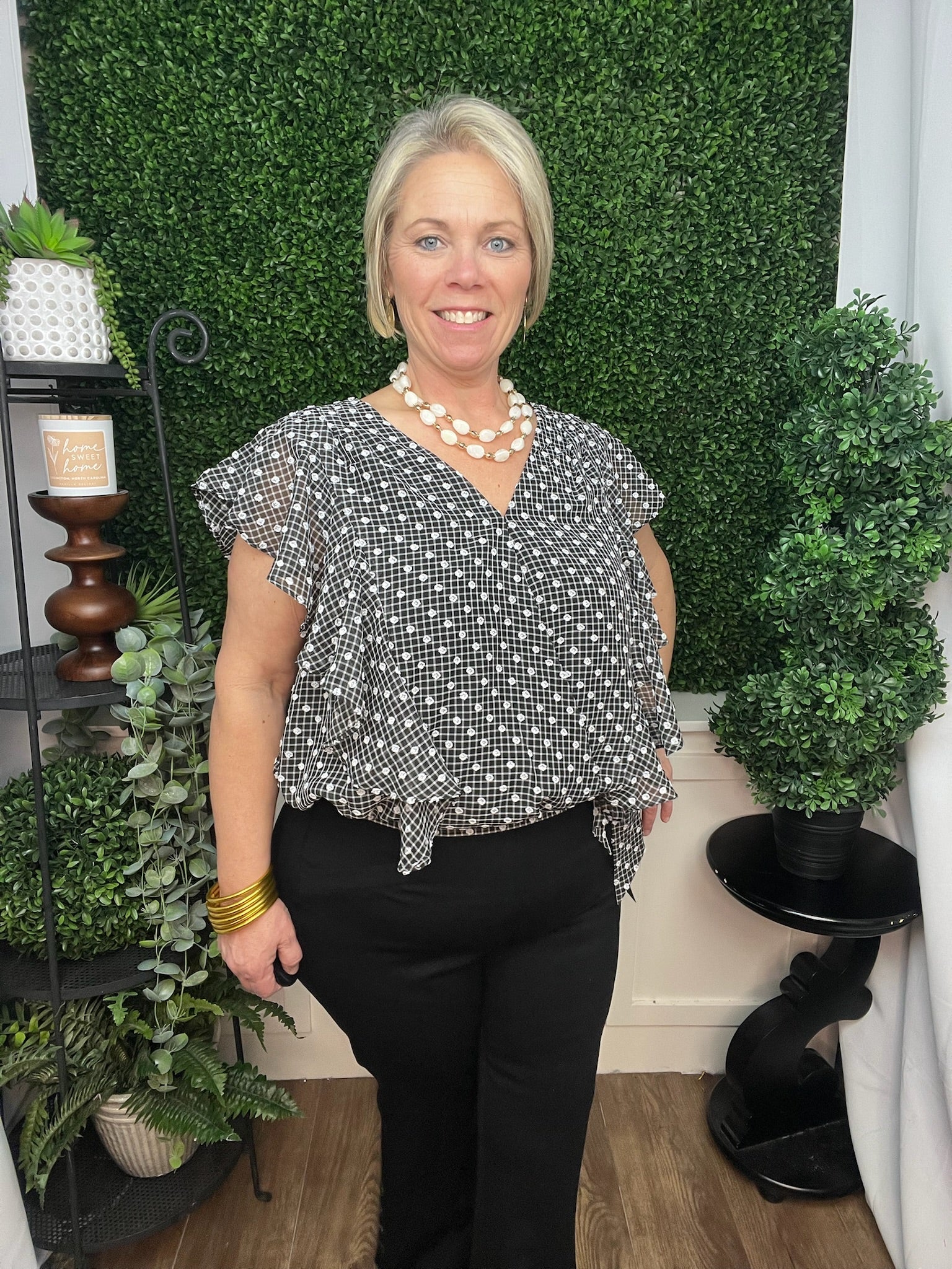 SHORT RUFFLE SLEEVE DRAPED FRONT WOVEN BLOUSE BLK/WHT PLAID