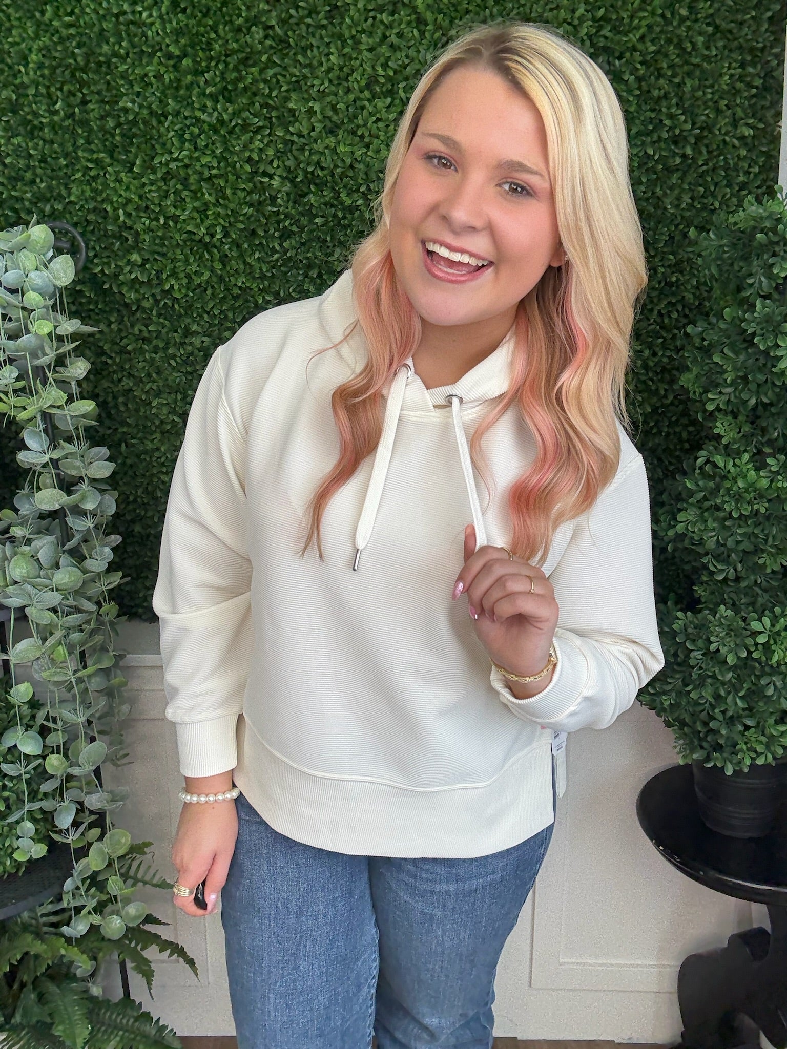 RIBBED HOODED PULLOVER - PEARL