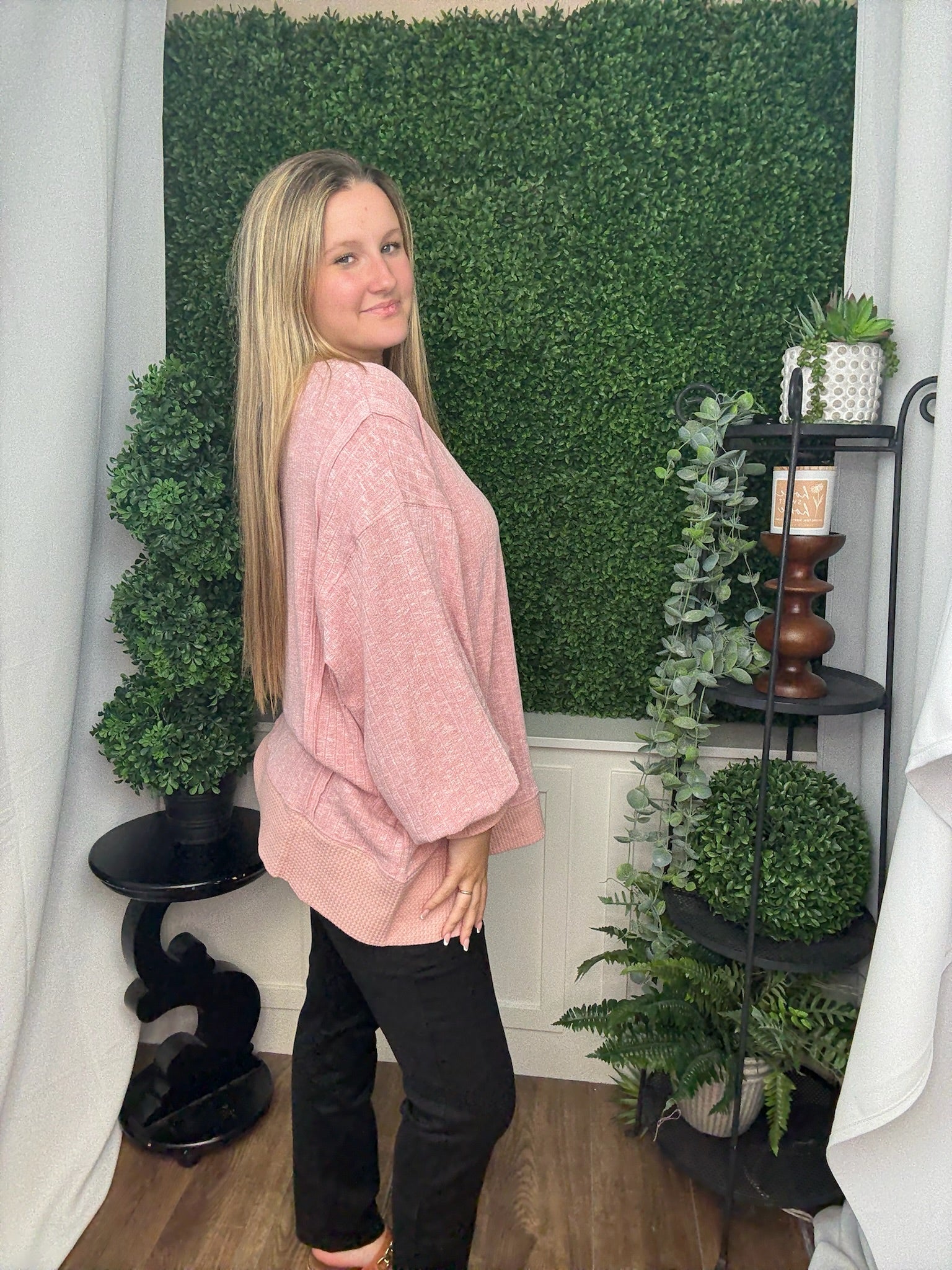 2 TONE KNIT RIB LOOSE FIT LS TOP W/VNECK - MAUVE