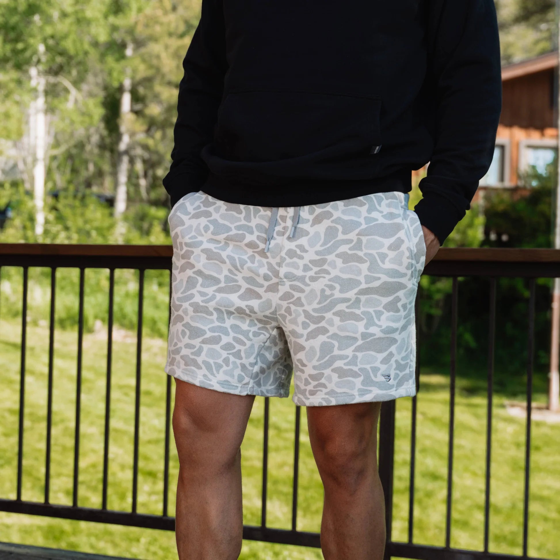 VINTAGE WASHED SHORTS - CLASSIC DEER CAMO