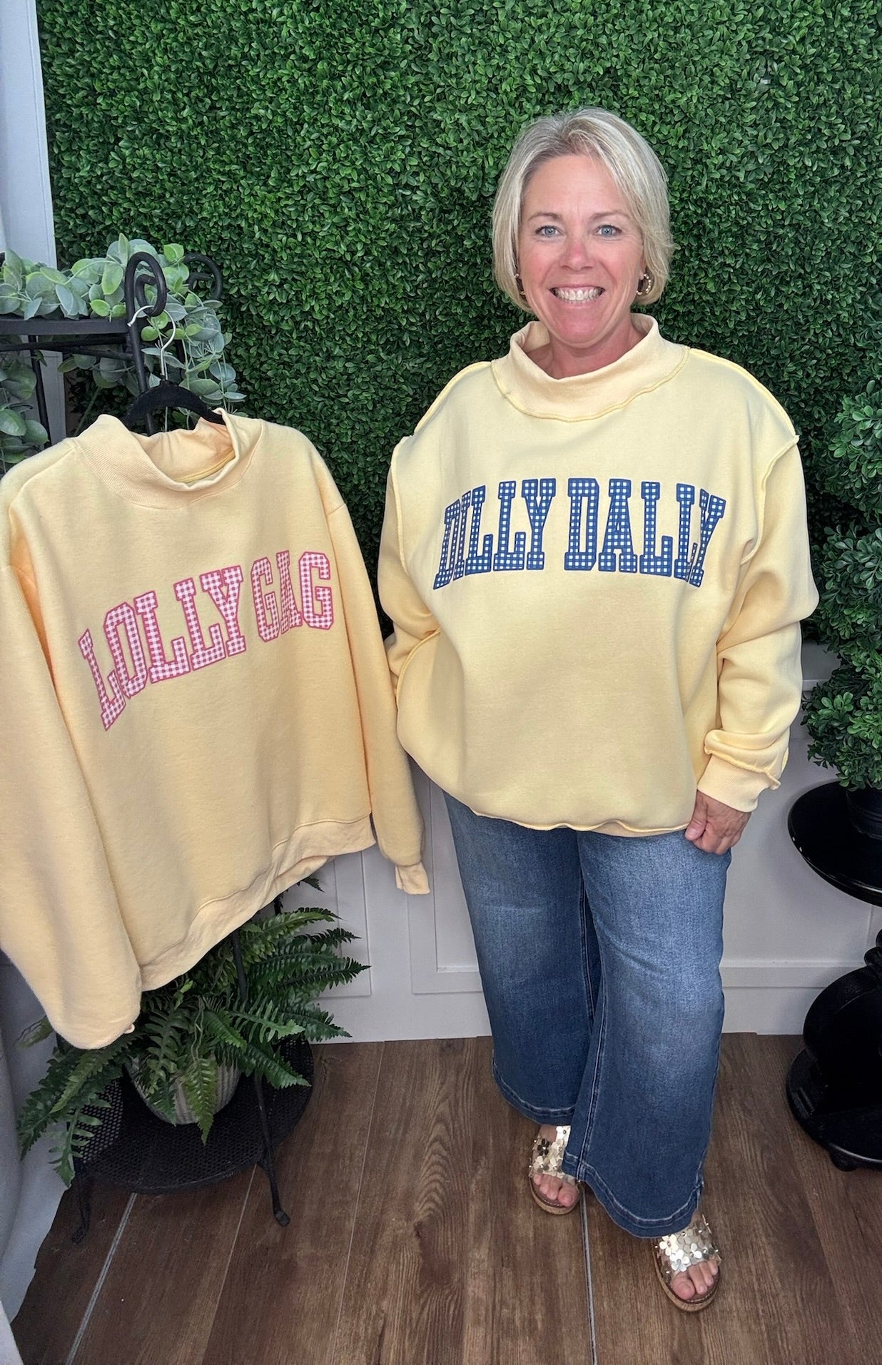 Dilly Dally Graphic Mock Neck Pullover – Butter Yellow