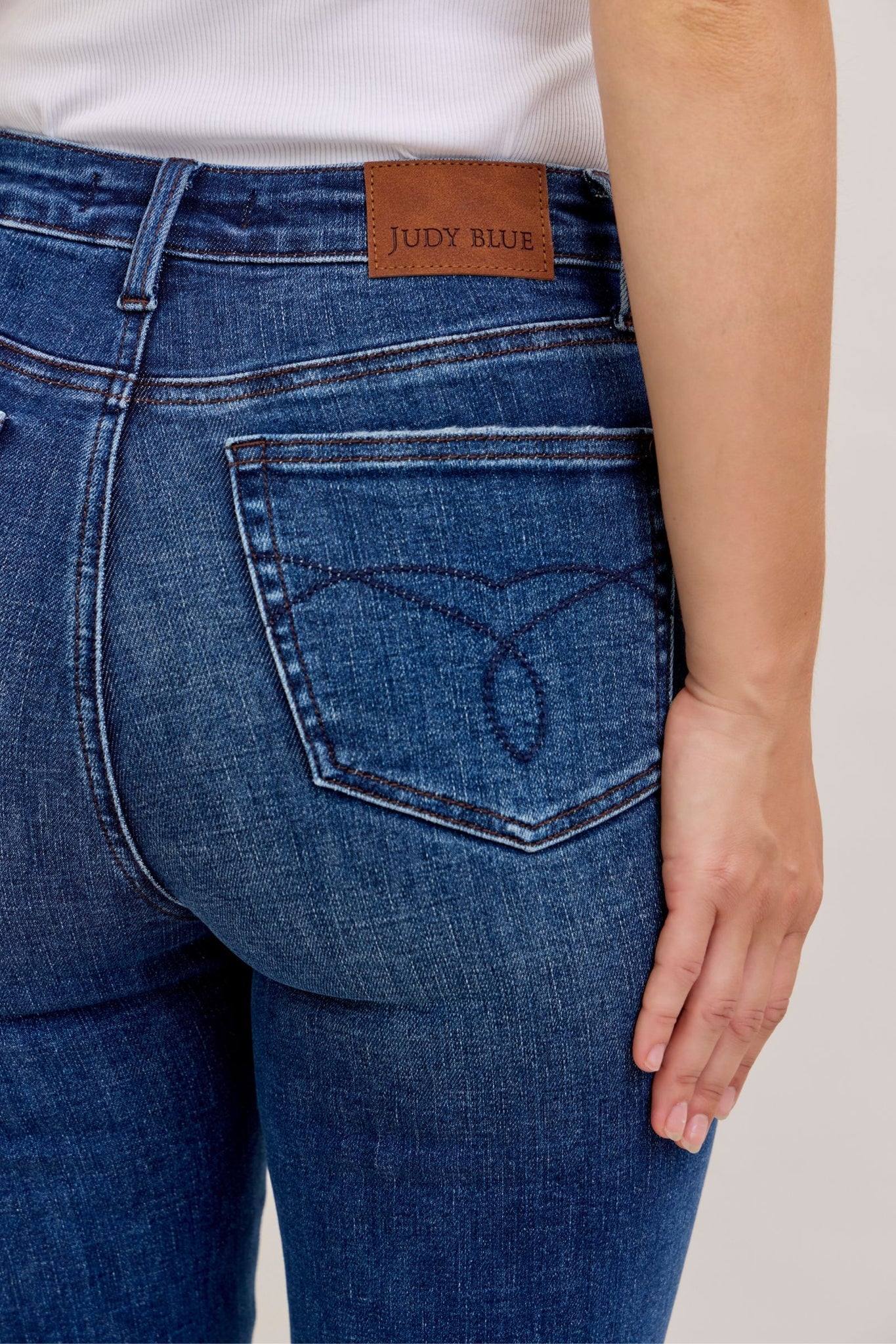 SHORT - HW TUMMY CONTROL BOOTCUT(S-R-L INSEAM) - DARK