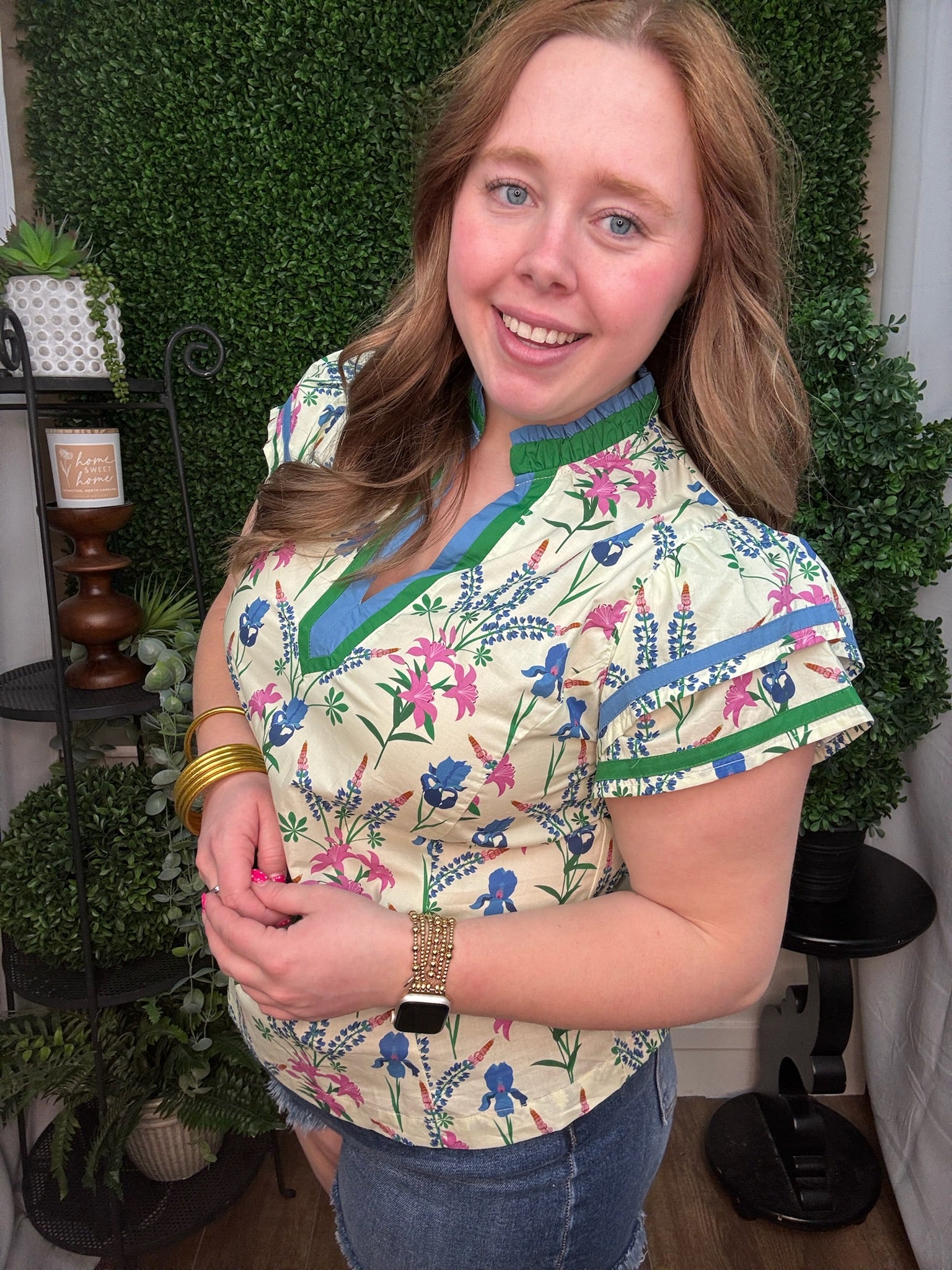 Botanical V-Neck Trim Blouse