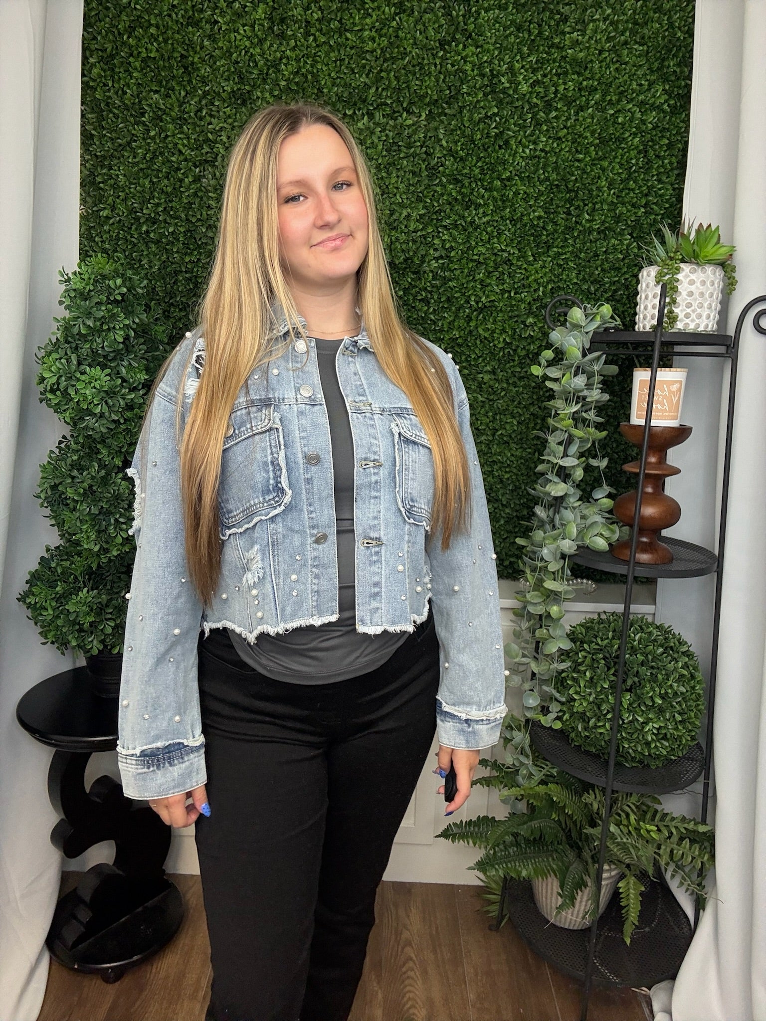 SCALLOP DETAILED GLITZY DENIM JACKET - MEDIUM WASH