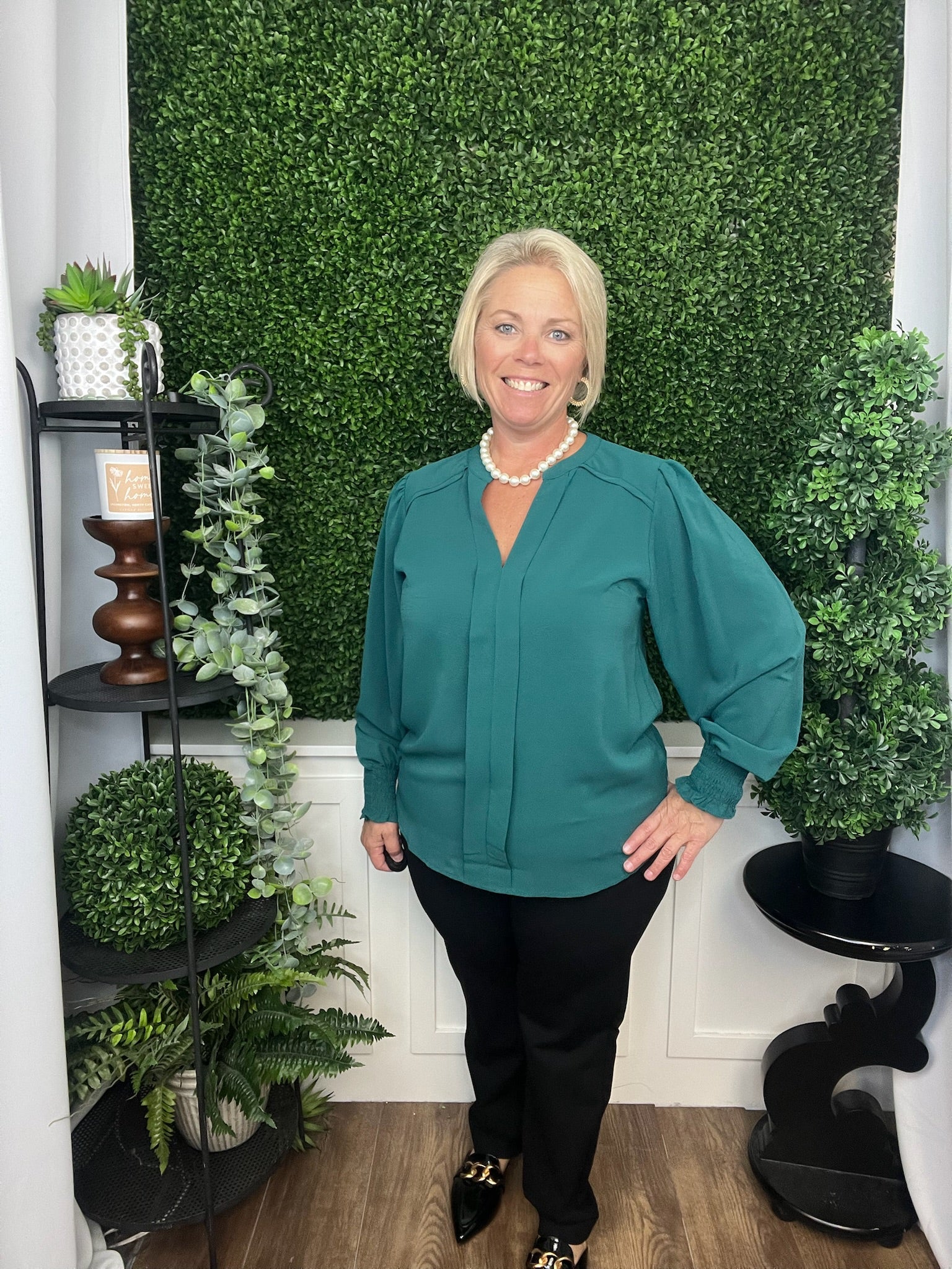 LONG SMOCKED SLEEVE FRONT PLEATS TOP