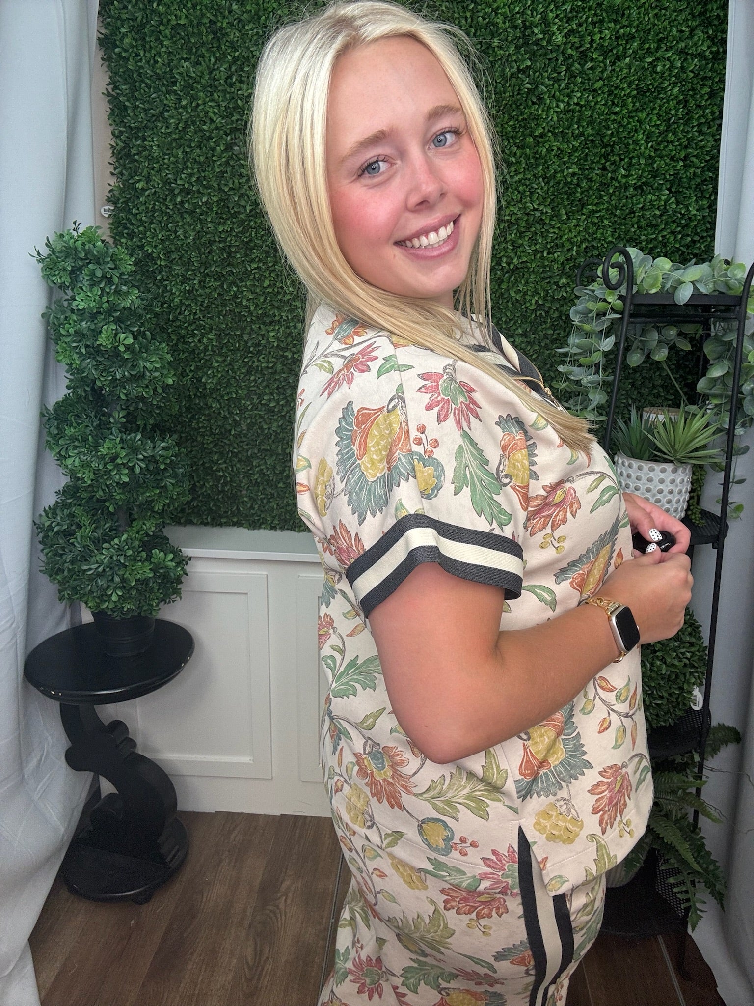 Vintage Floral Zip Neck Blouse with Contrast Trim