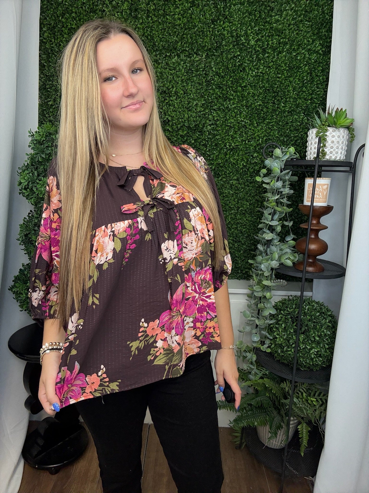 FLORAL PRINTED BATWING SLEEVE FRONT TIE TOP - BROWN MULTI