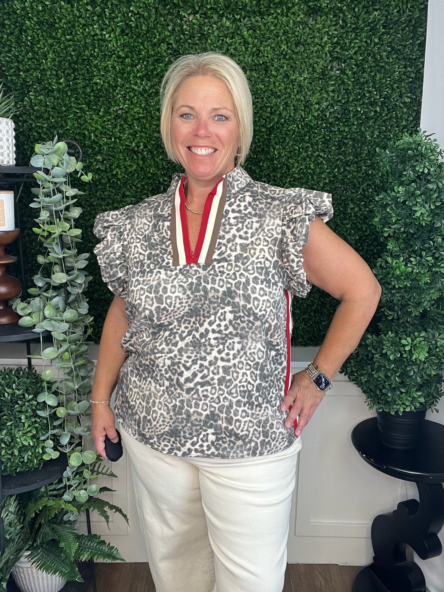 LEOPARD PRINT PUFF FLUTTER SLEEVE TOP