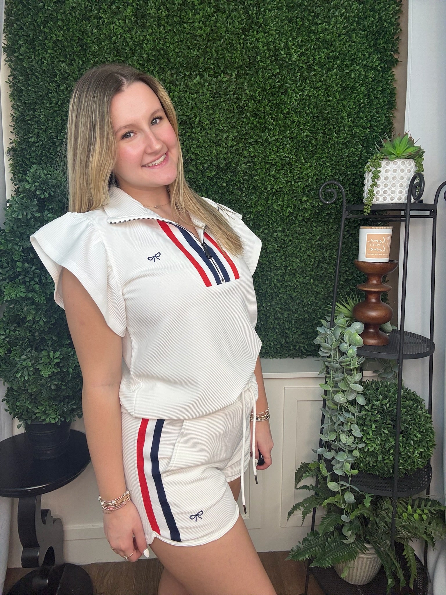 AMERICA TOP & SHORTS SET - WHITE