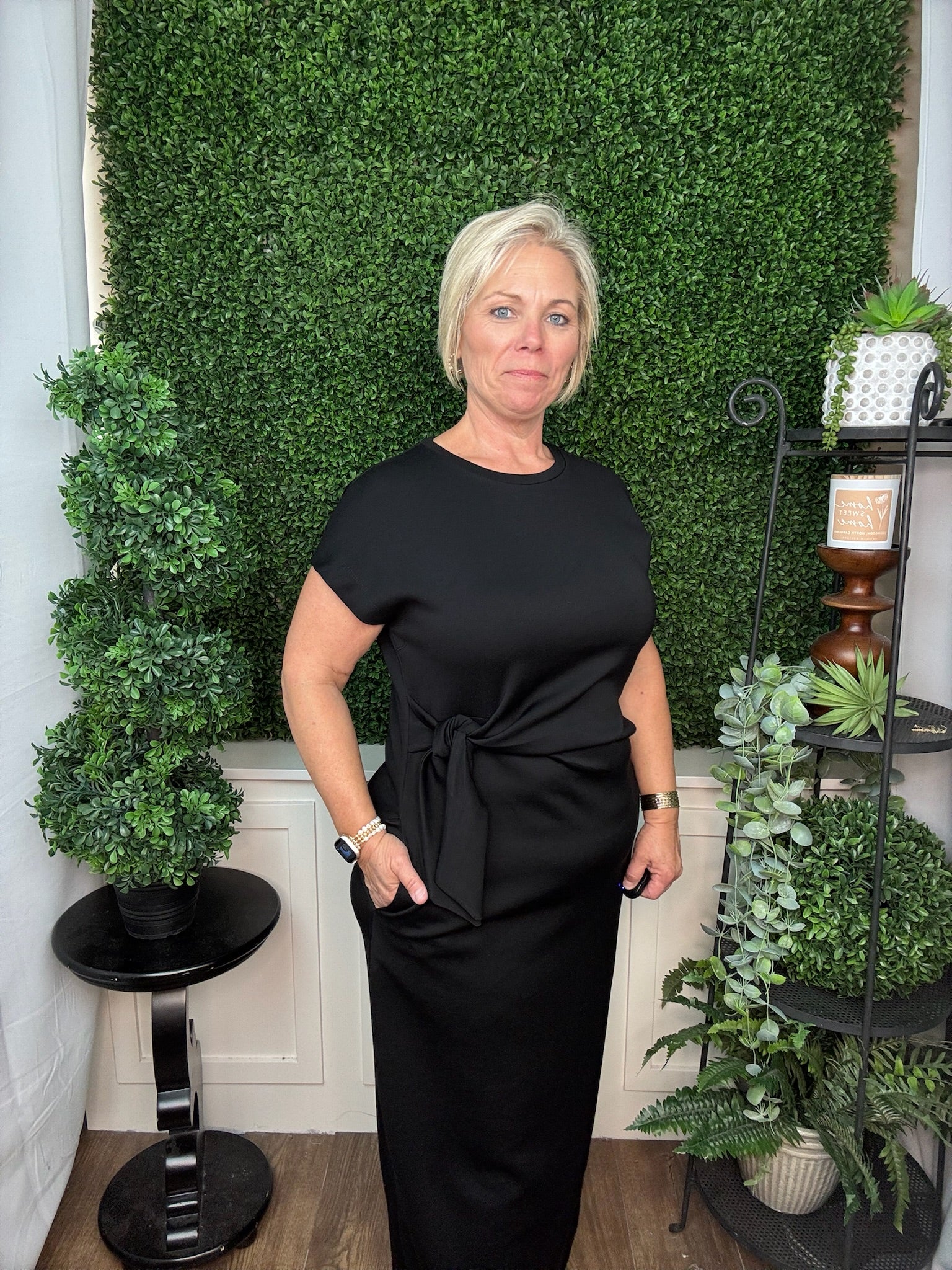 SHORT SLEEVE MAXI DRESS