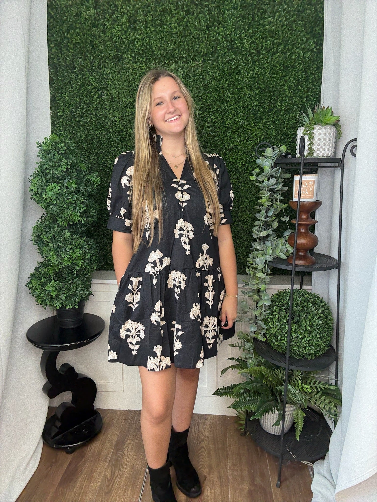 FLORAL PRINT SHORT SLEEVE RUFFLE HEM MINI DRESS