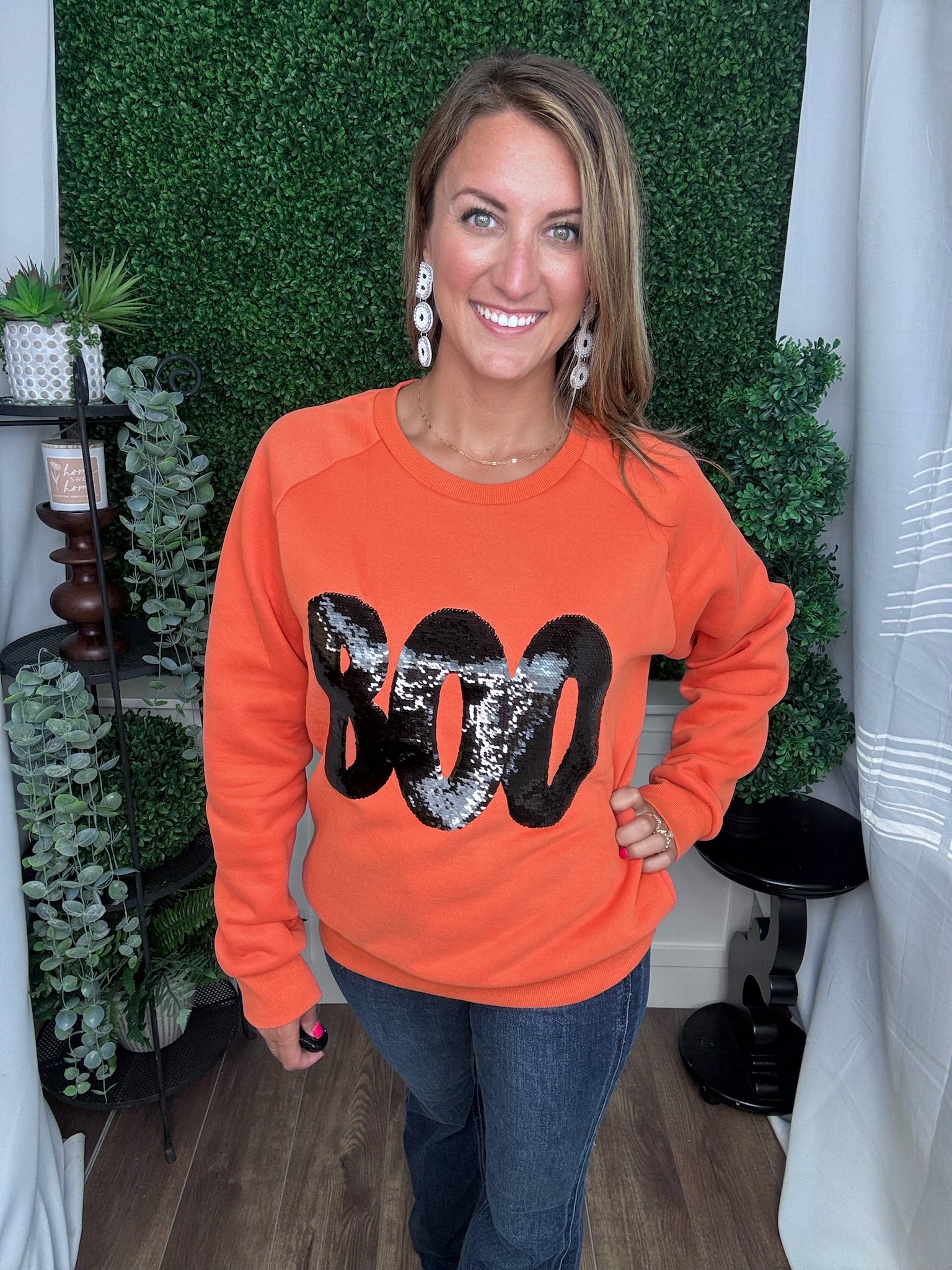 BOO SEQUIN LETTER SWEATSHIRT - ORANGE