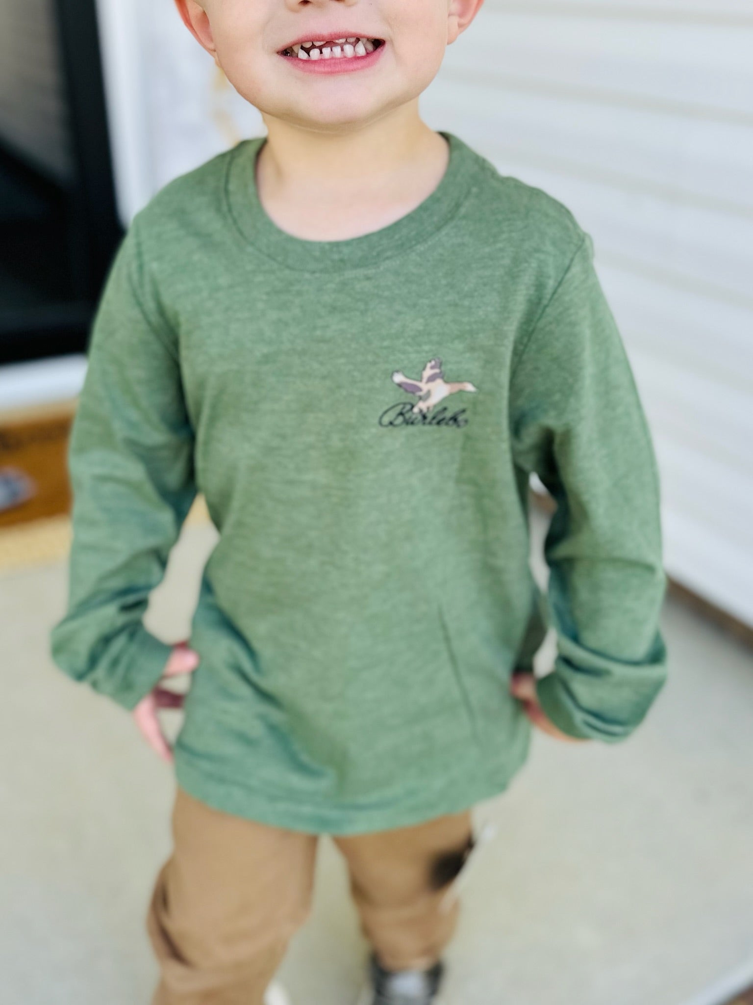 YOUTH - DUCKS FLYING IN LS TEE - OLIVE