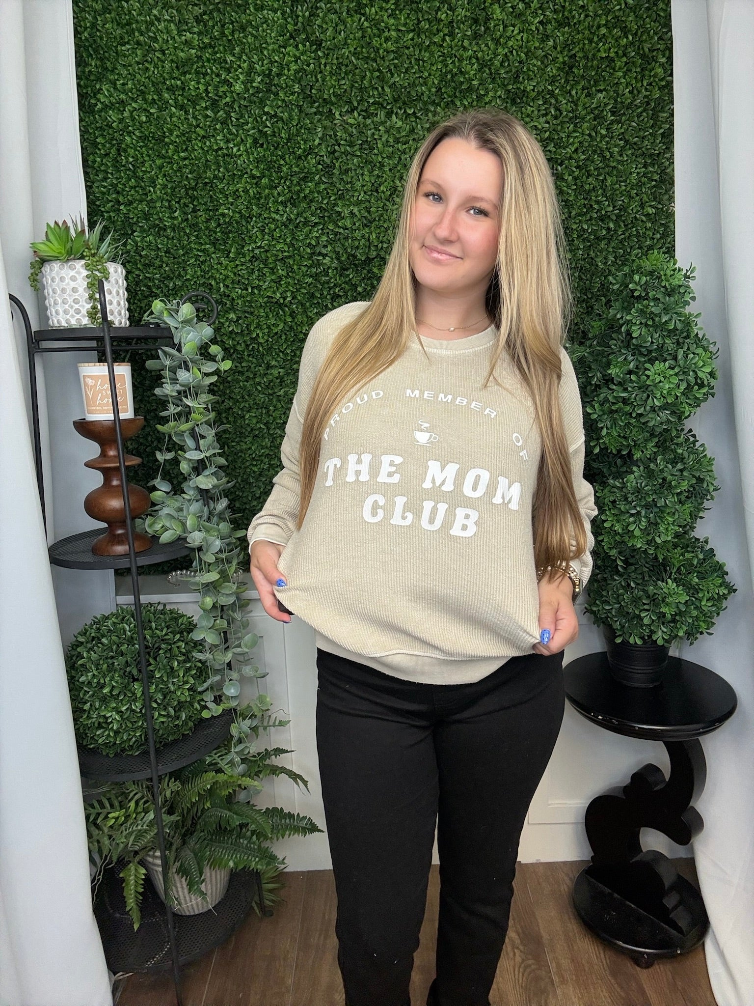 MOM CLUB GRAPHIC WASHED LS TOP - KHAKI