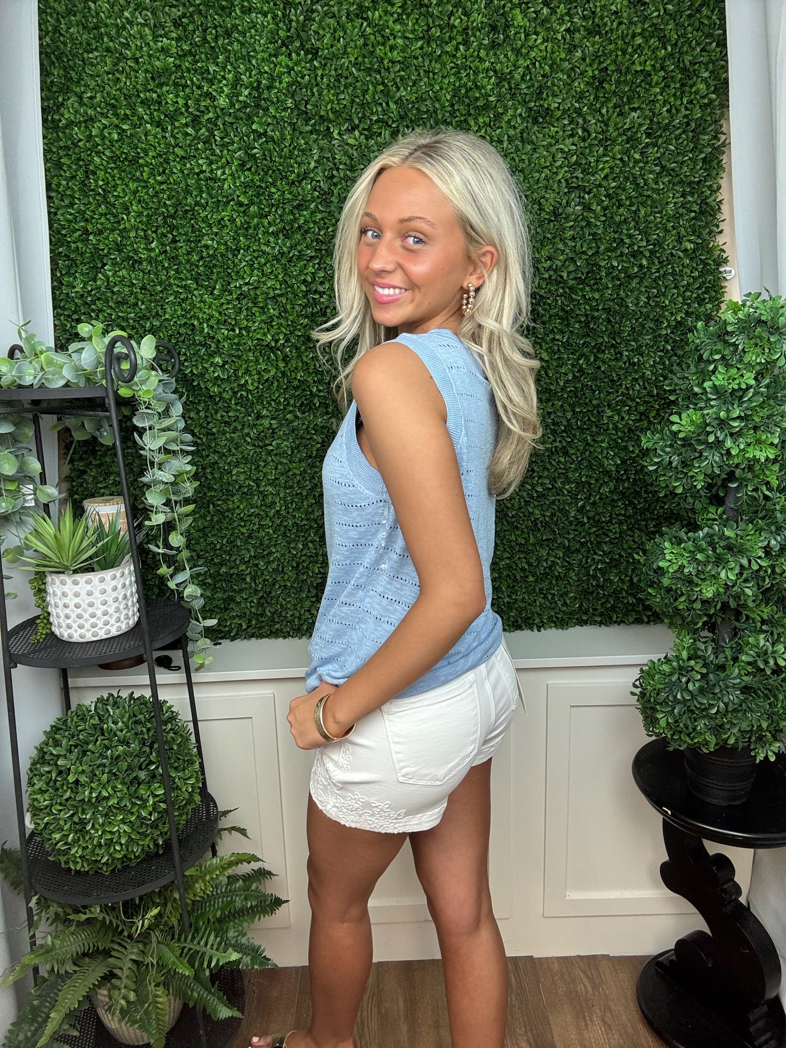 Sleeveless Textured Knit Top