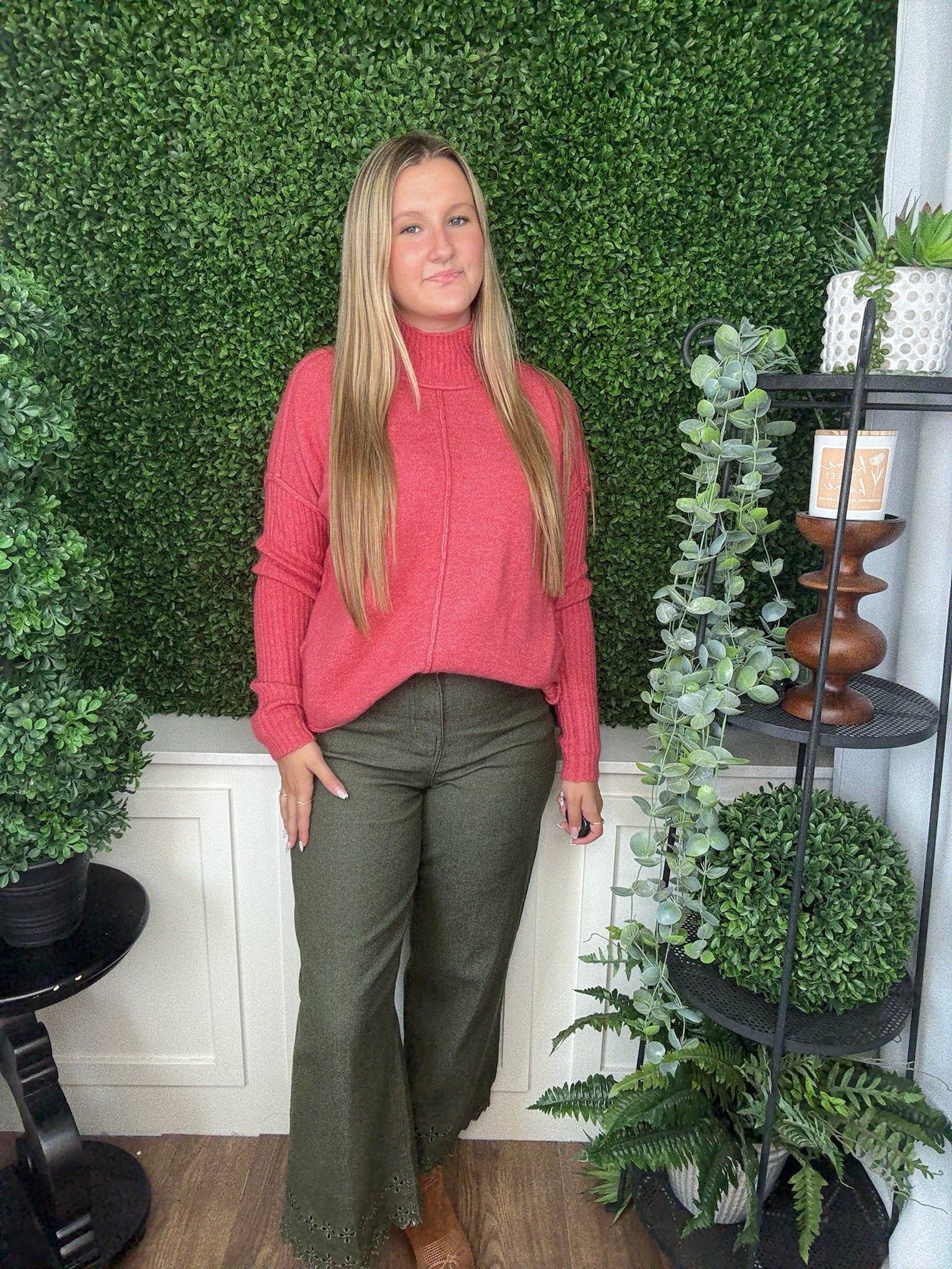 SOLID TURTLENECK PULLOVER SWEATER