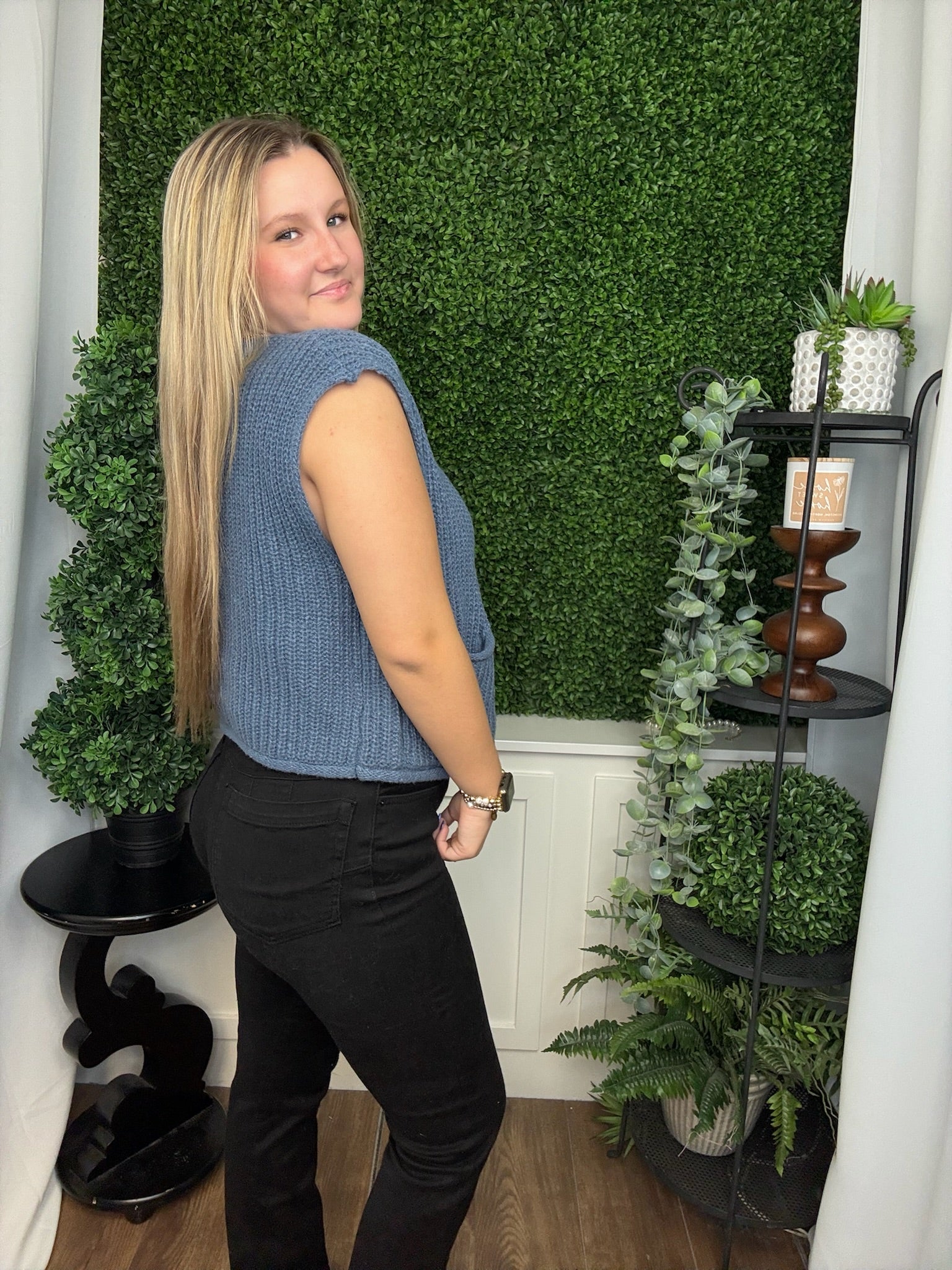 BIG METAL BUTTON FRONT SWEATER VEST - MIDNIGHT BLUE