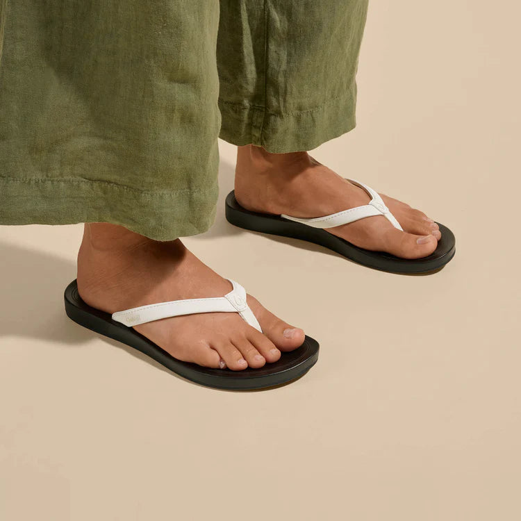 'UIKI - BRIGHT WHITE/LAVA ROCK