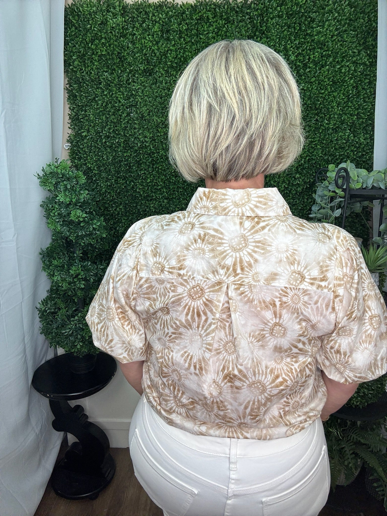 PUFF SLEEVE BUTTON FRONT WOVEN TOP W/TWIST - TAN WHITE FLORAL