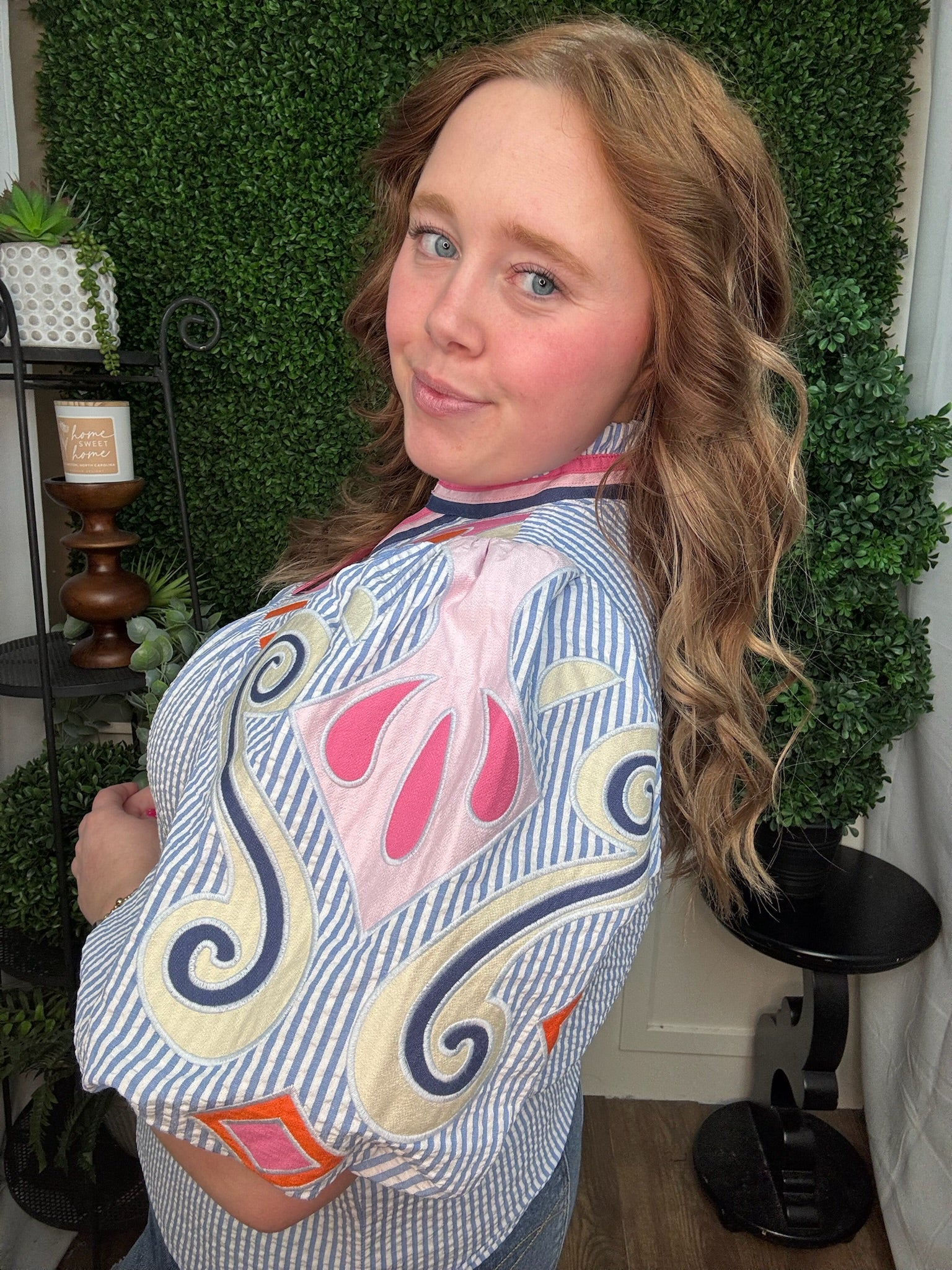 PUFF SLEEVE EMBROIDERY TEXTURED TOP - BLUE