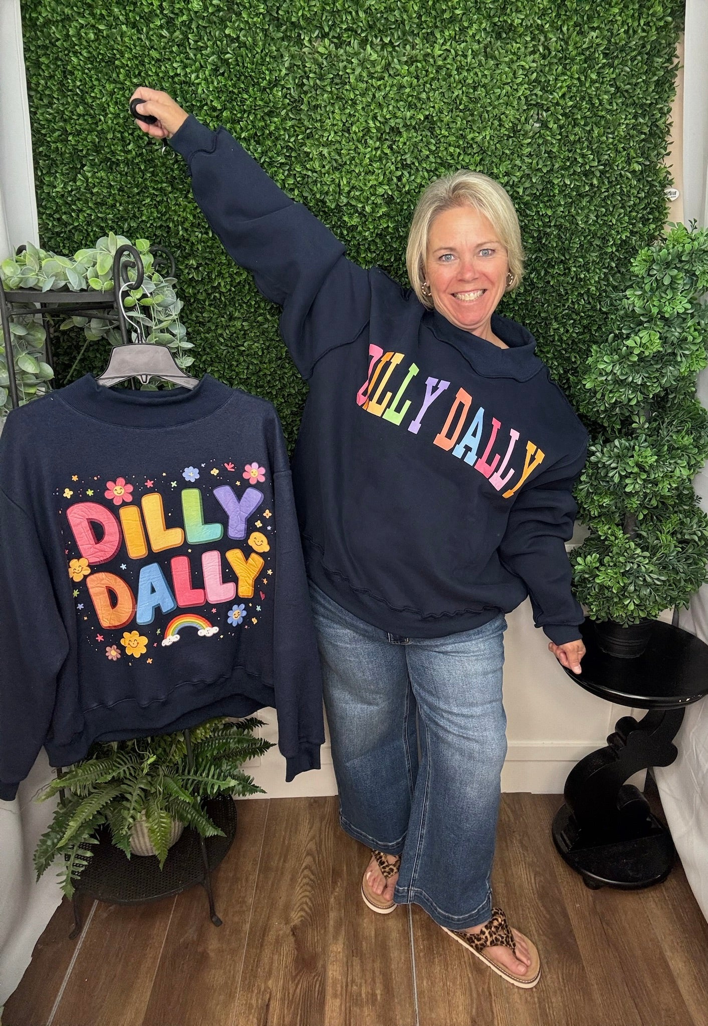 Dilly Dally Graphic Mock Neck Pullover - Navy
