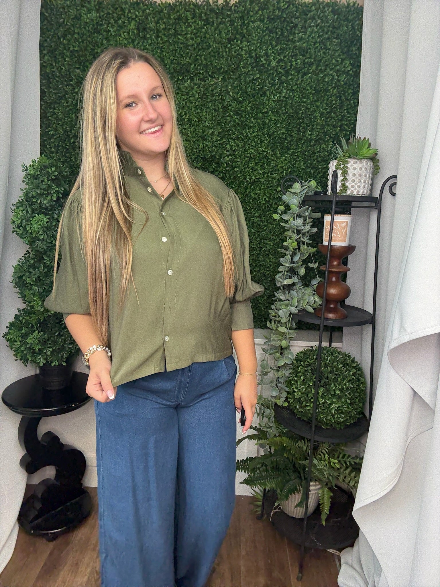 RUFFLE NECK PUFF SLV BLOUSE