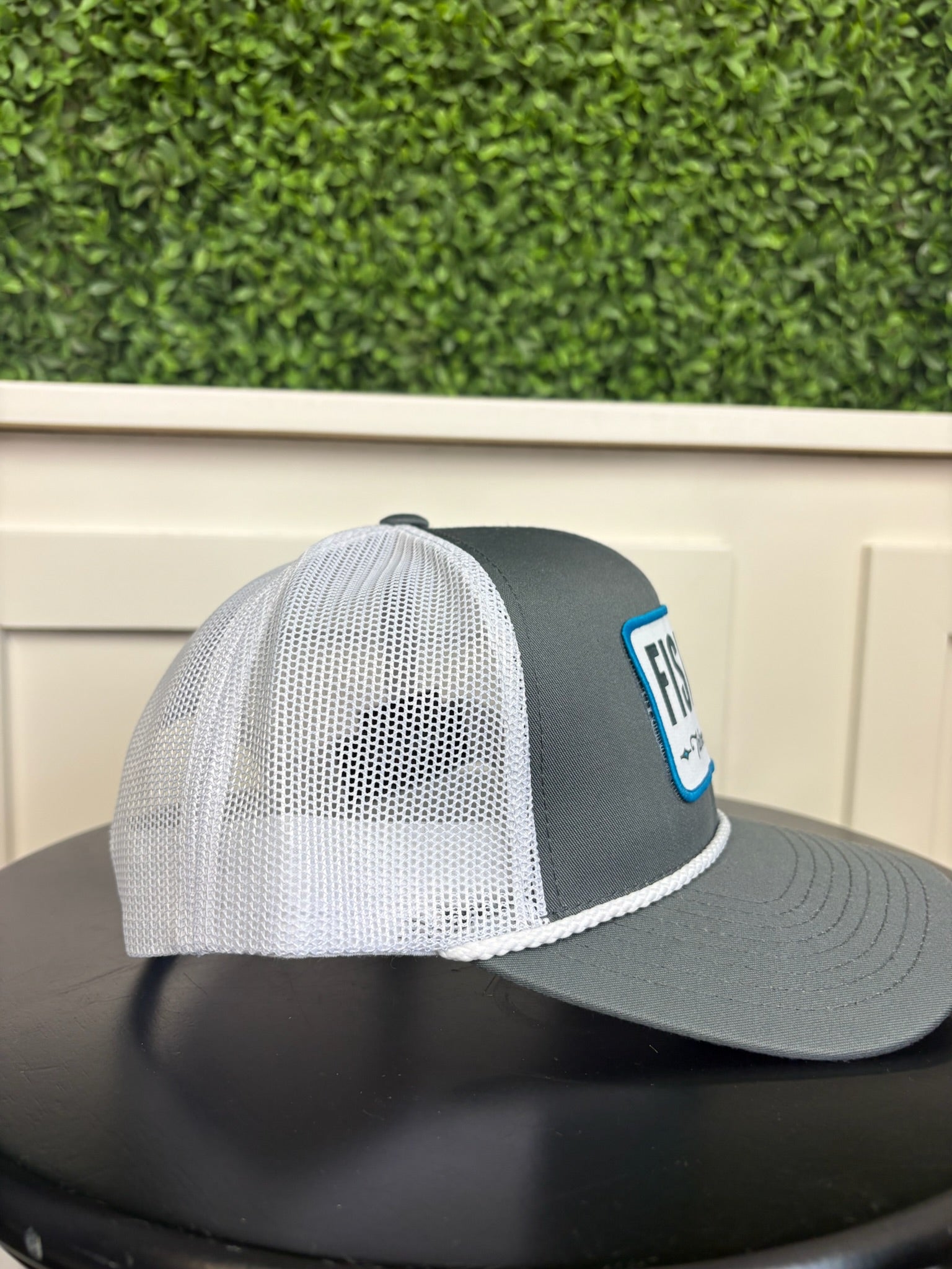 FISH ON HAT - CHARCOAL/WHITE