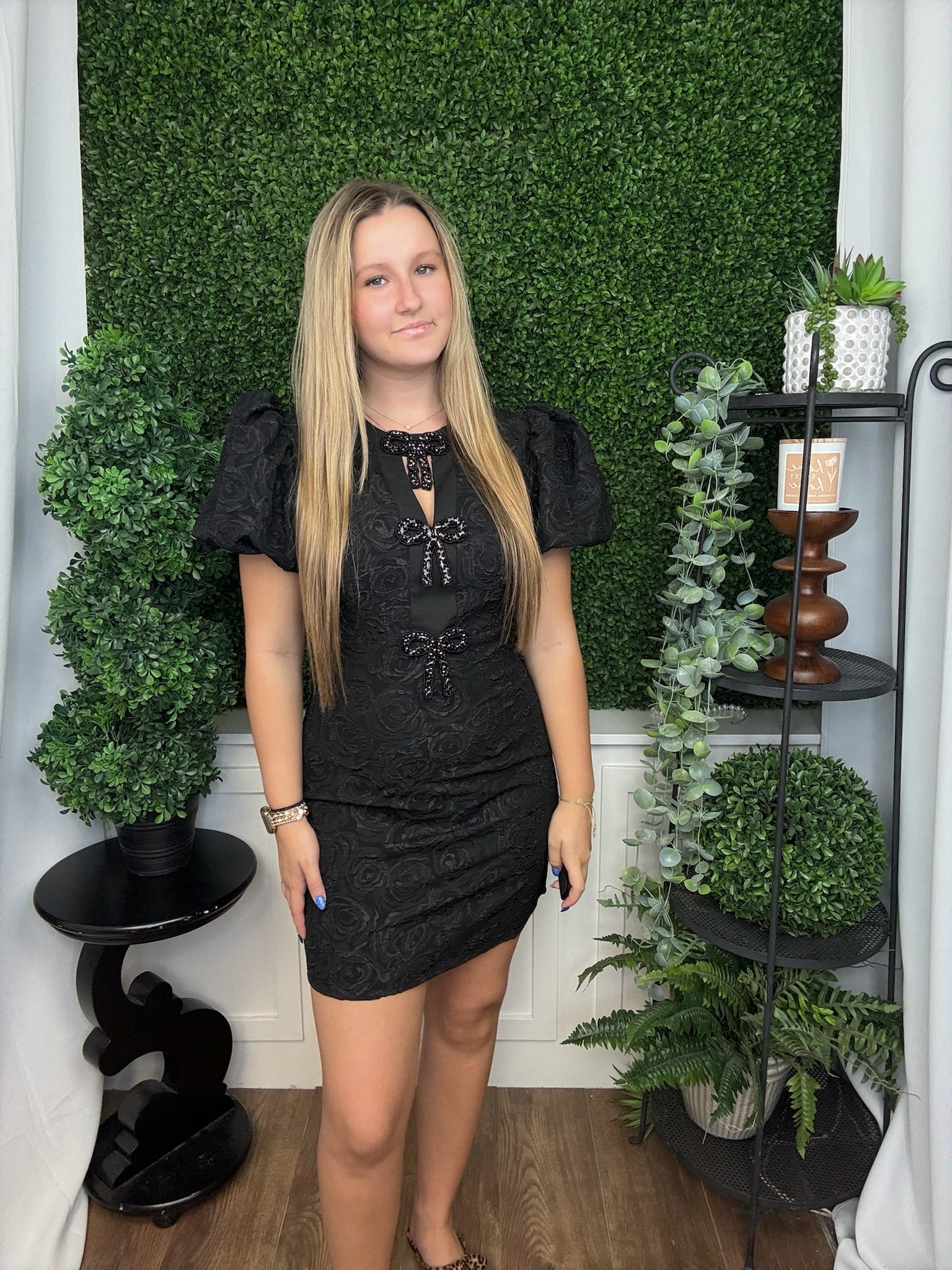 ROSE JACKQUARD PUFF SLEEVEBOW DETAIL MINI DRESS - BLACK