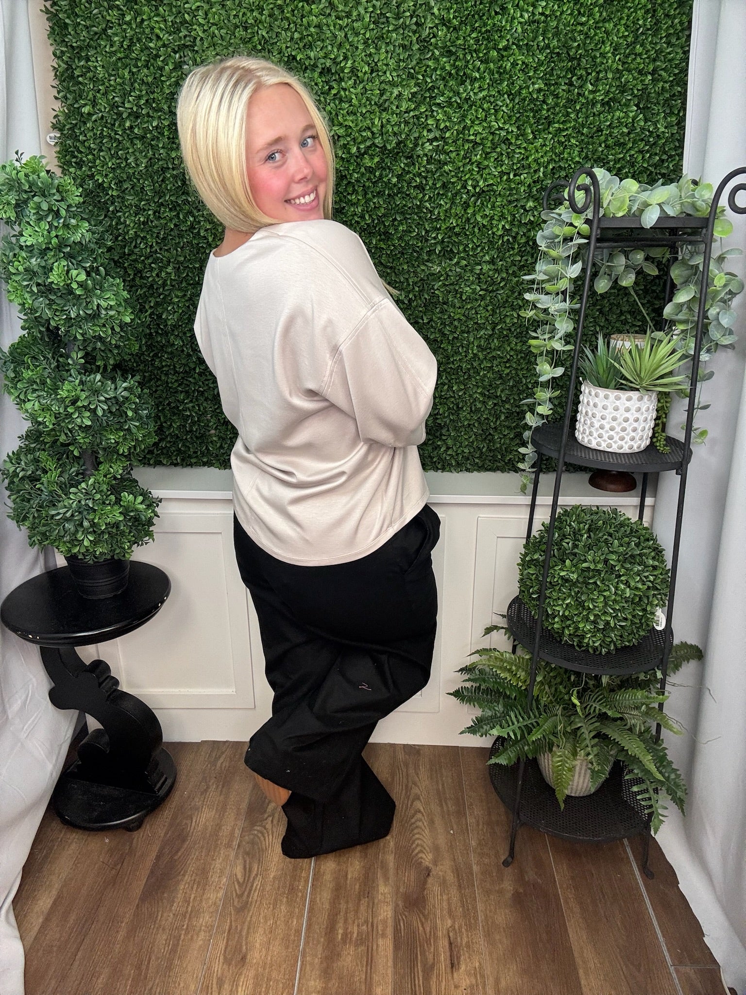 WIDE LEG PANTS - BLACK