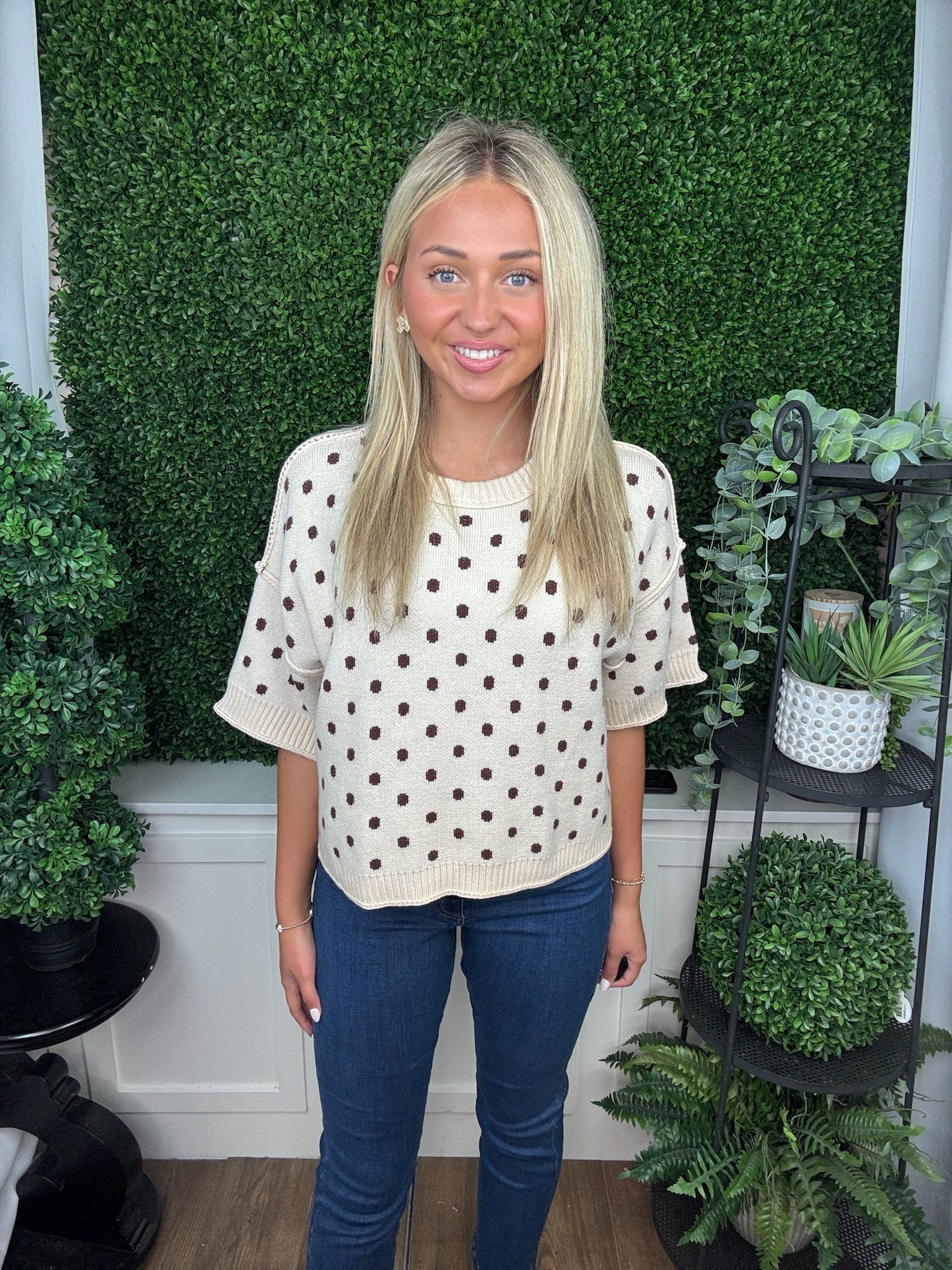 POLKA DOT KNIT TOP - CAMEL/ECRU