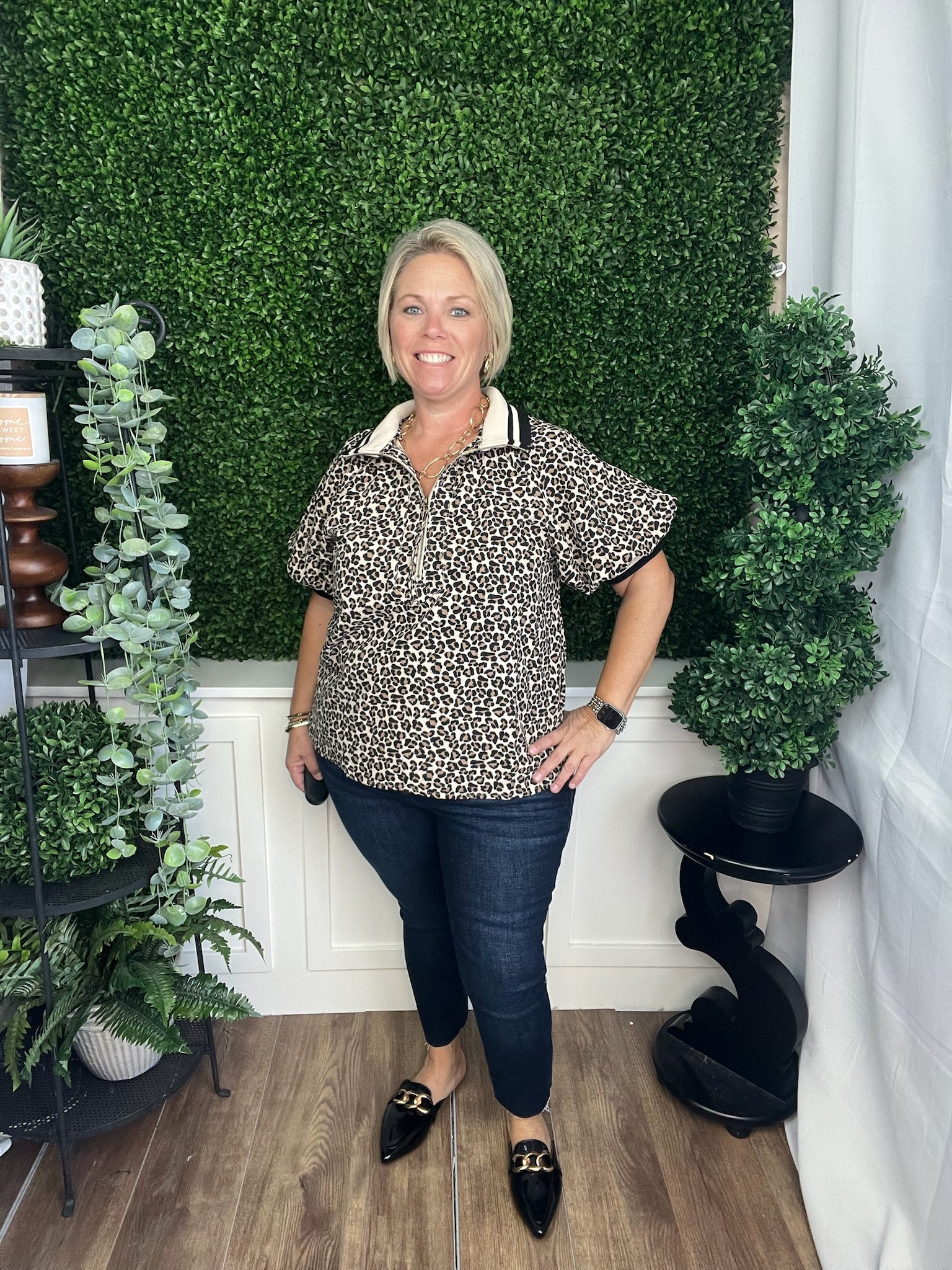 COLLARED ZIP UP BLOUSE