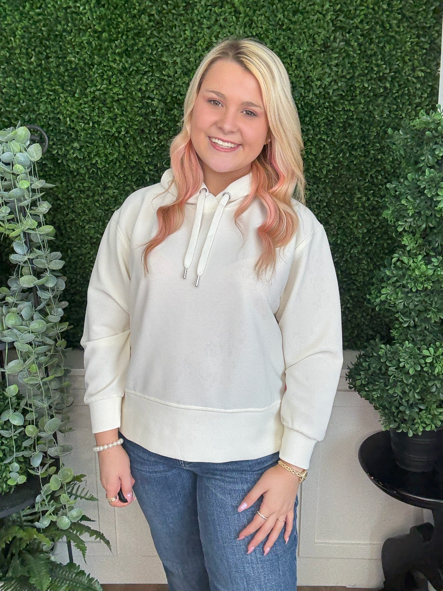 RIBBED HOODED PULLOVER - PEARL