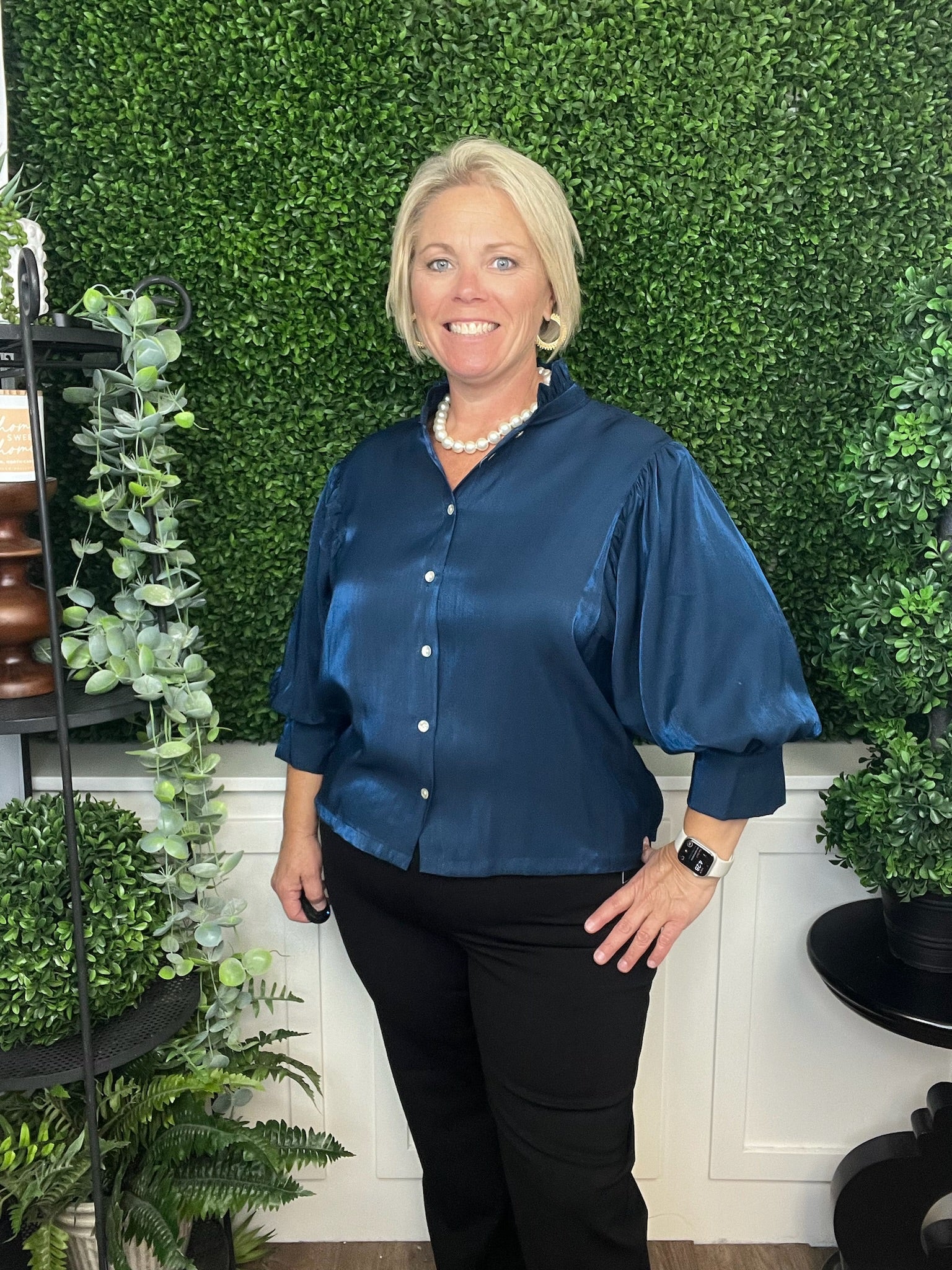 RUFFLE NECK PUFF SLV BLOUSE