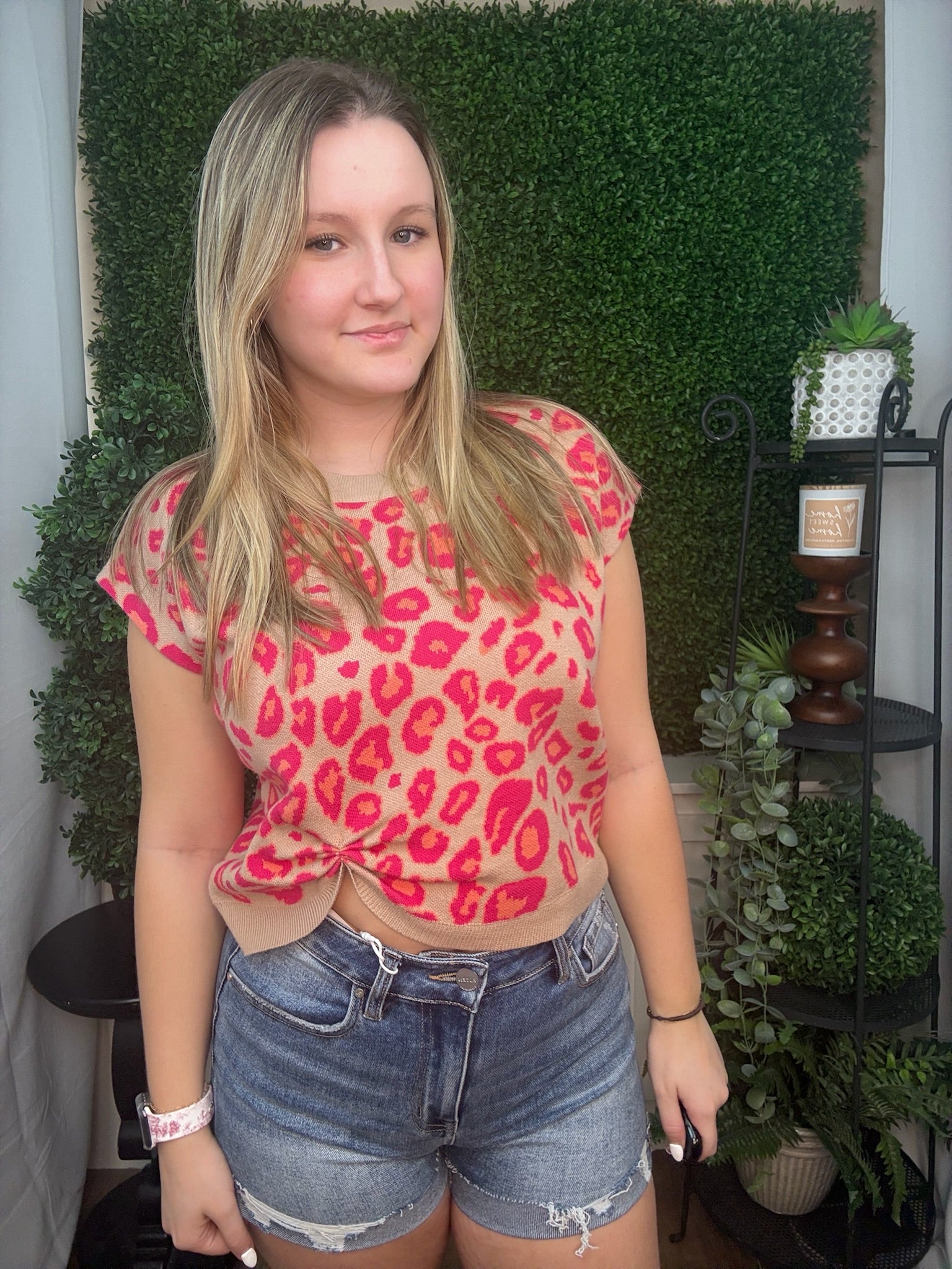 SHORT SLEEVE SWEATER