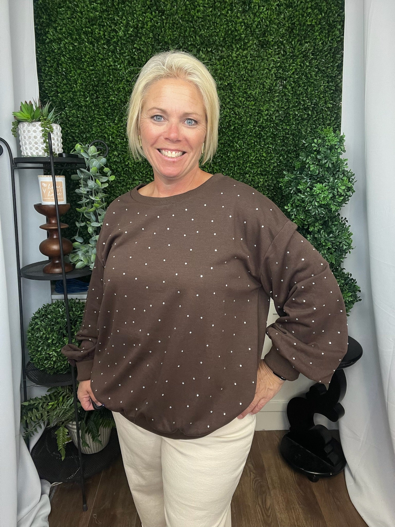 PULLOVER TOP W/RHINESTONE - COCO