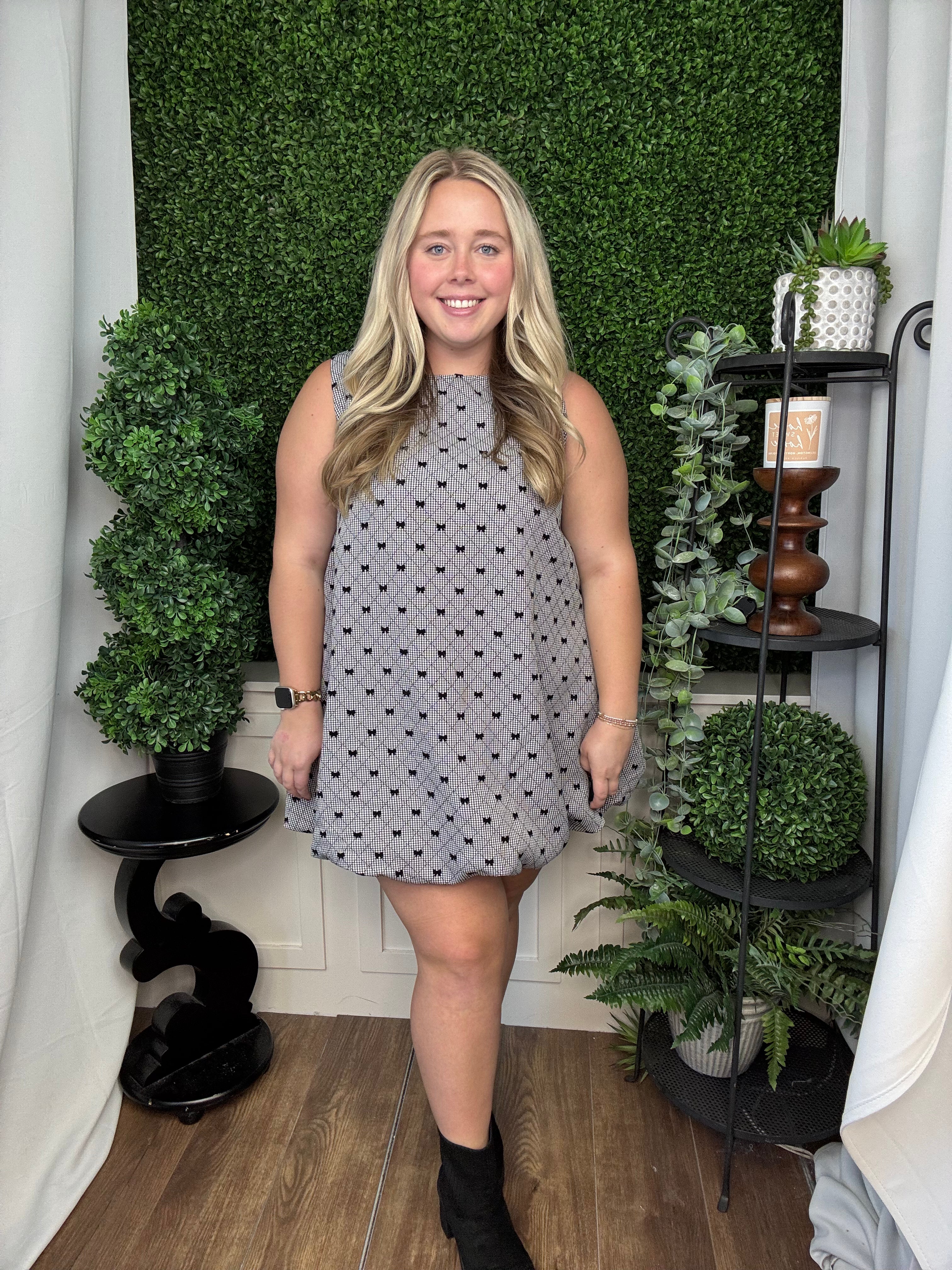 ROUND NECK BUBBLE MINI DRESS - BLACK