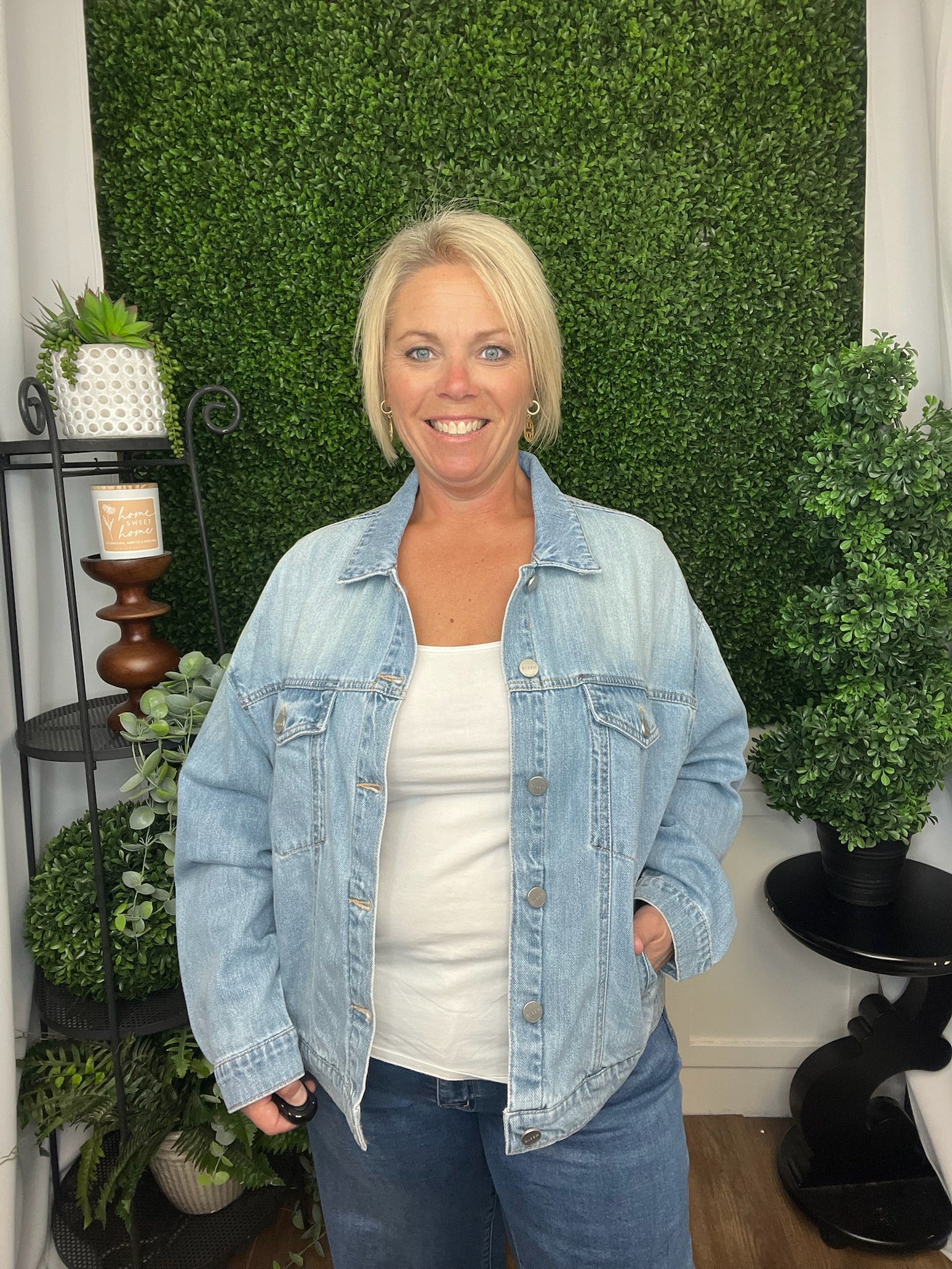 OVERSIZED DENIM JACKET - LIGHT