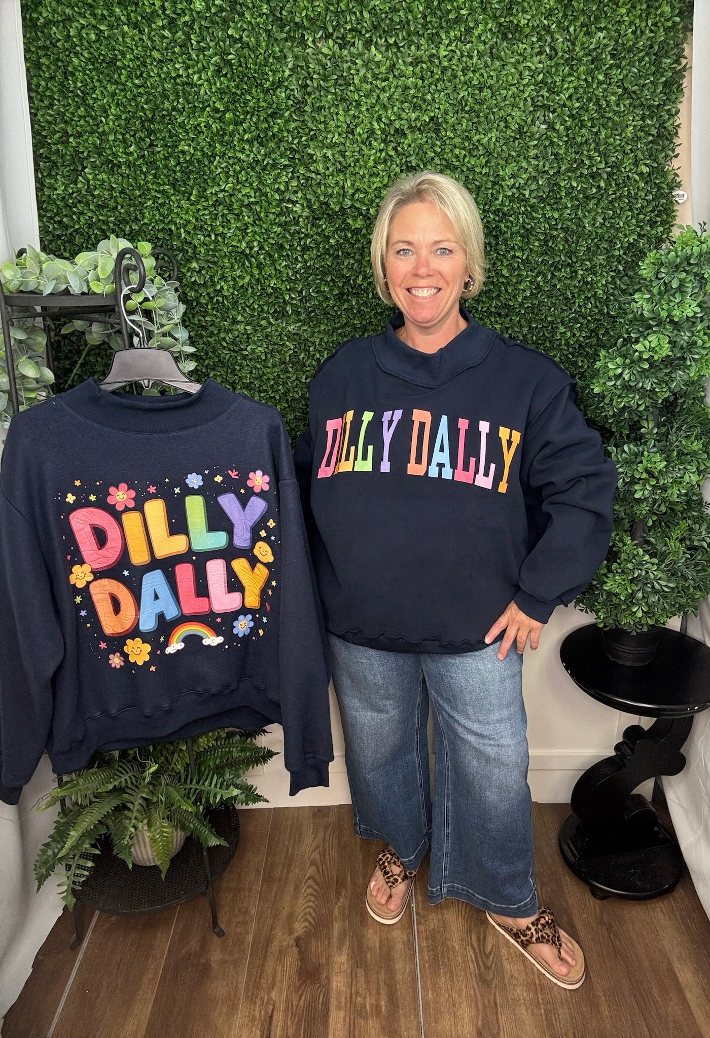 Dilly Dally Graphic Mock Neck Pullover - Navy