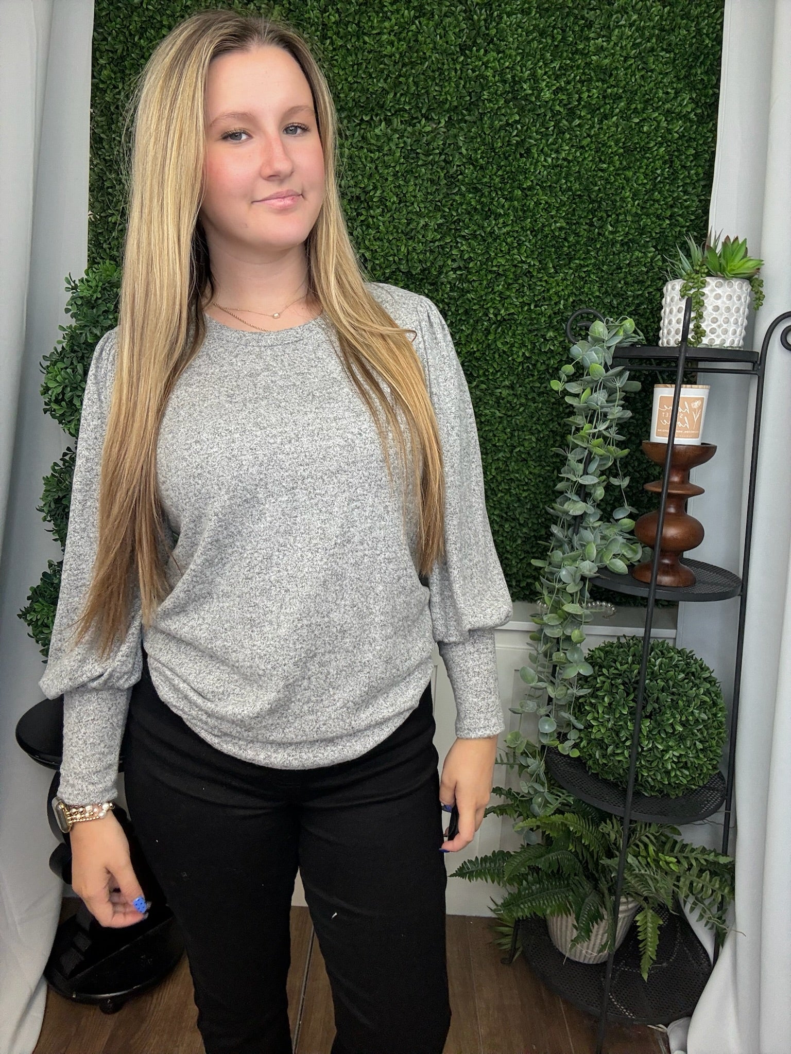 ANGELICA SOLID LONG SLEEVE TOP - OATMEAL