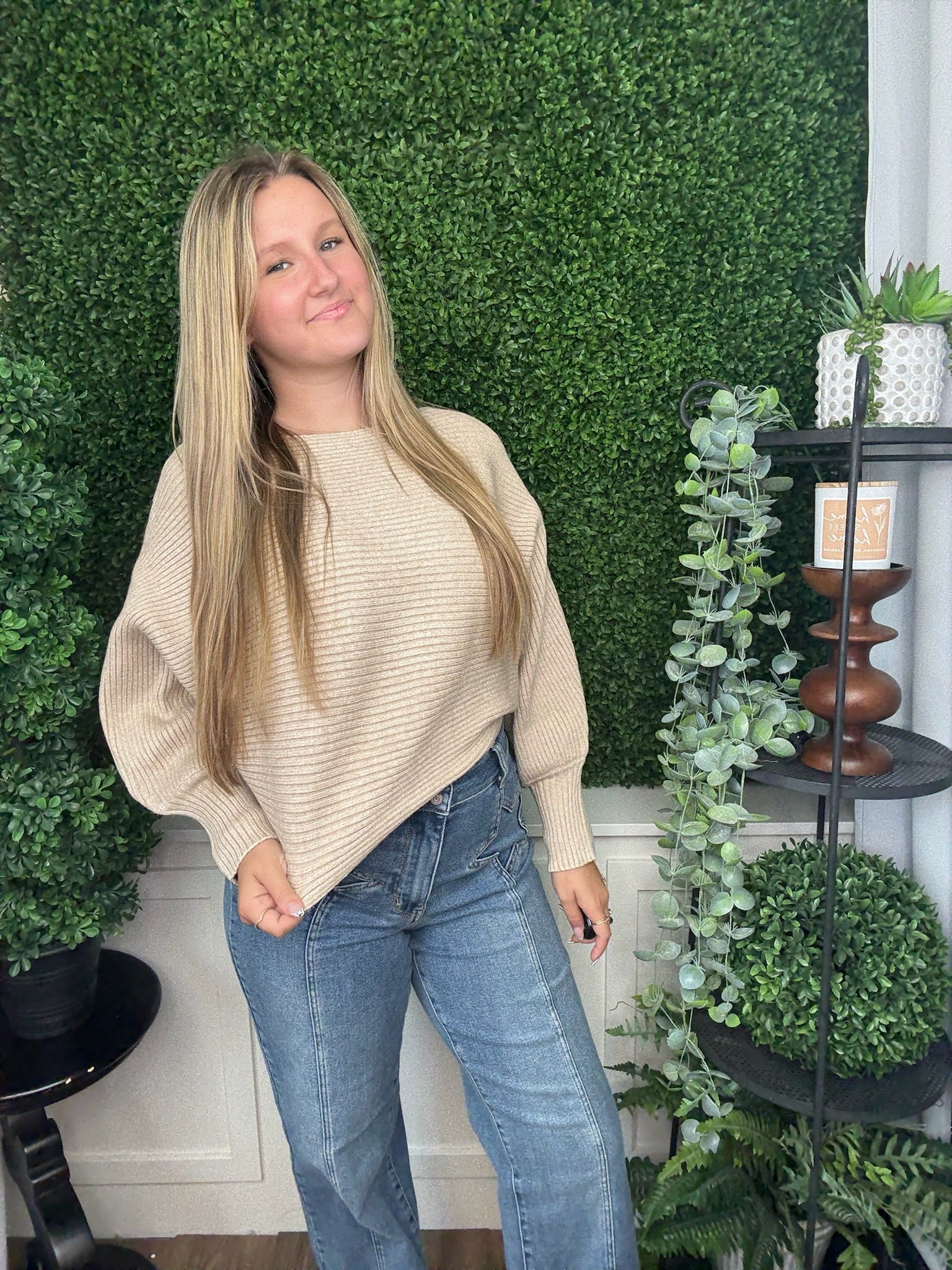 ROUND NECK SWEATER TOP - GOLD