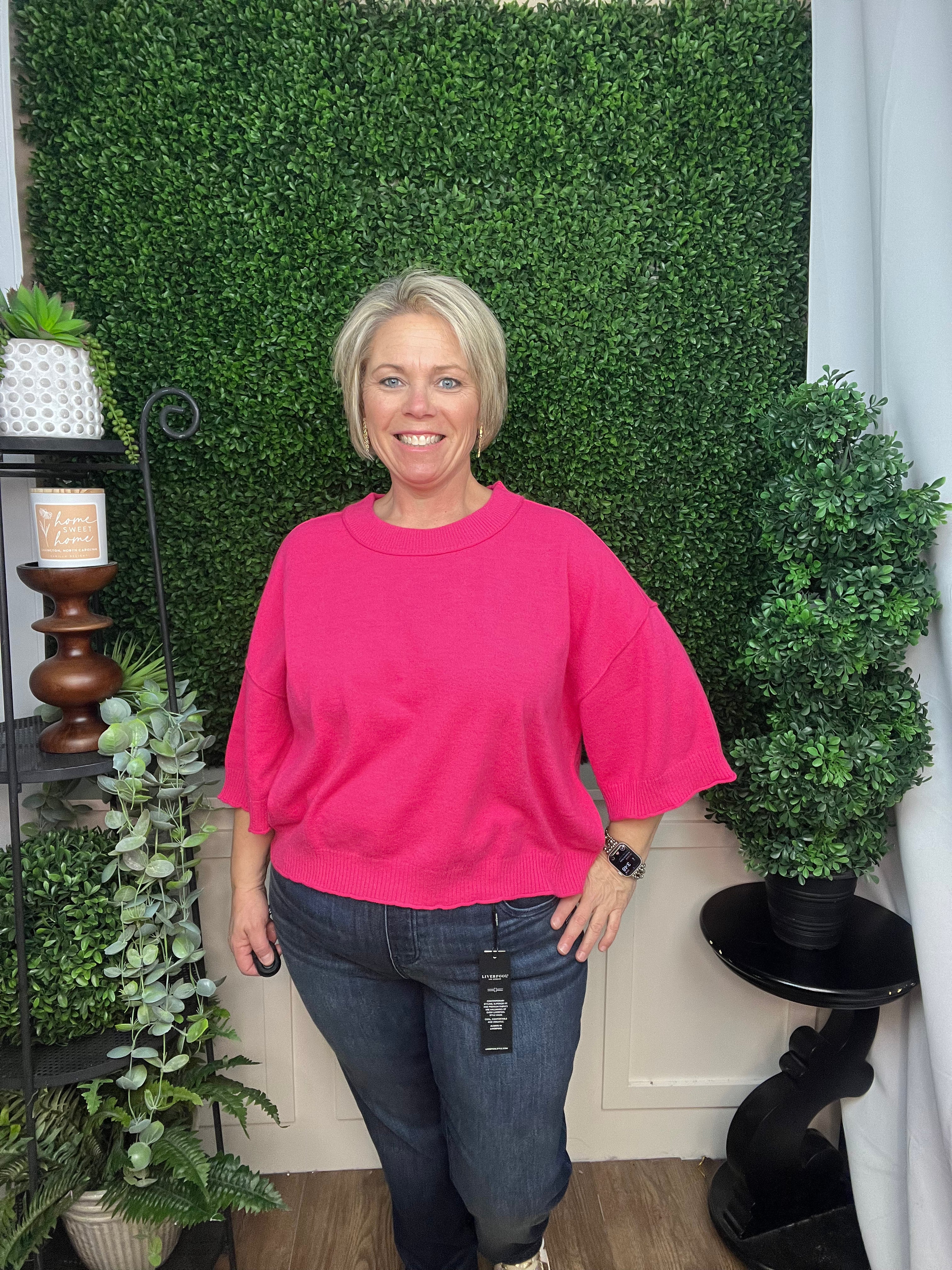 CREW NECK 3/4 SLEEVE TOP - GREEN/PINK