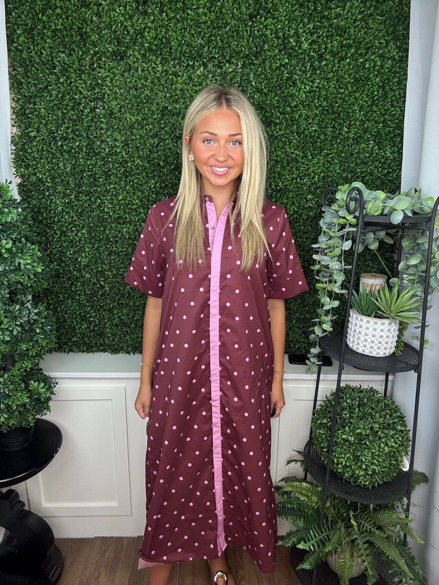 POLKA DOT CONTRAST TRIM SHIRT DRESS - BURGUNDY