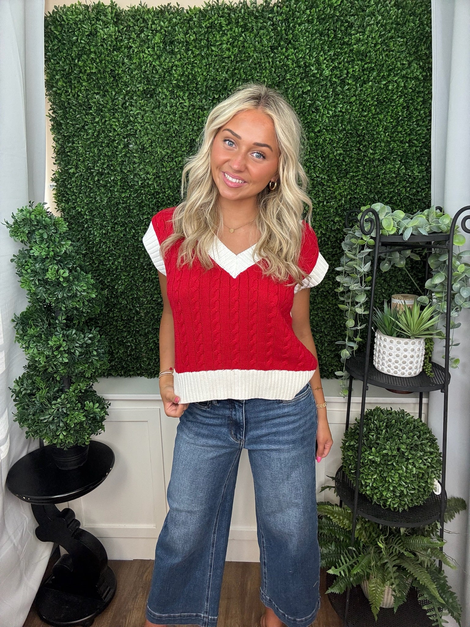 Relaxed Fit Cable Knit V Neck Sleeveless Top - Red