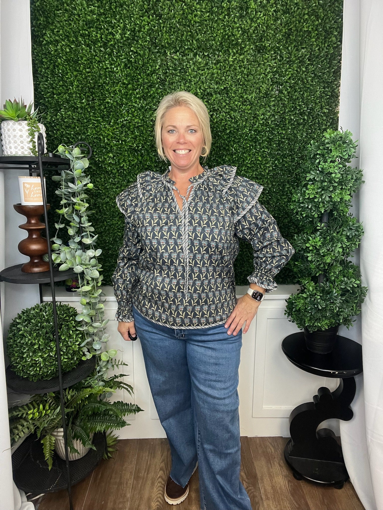 FLORAL FLUTTER SLV CONTRAST BINDING TOP - ASH BLACK