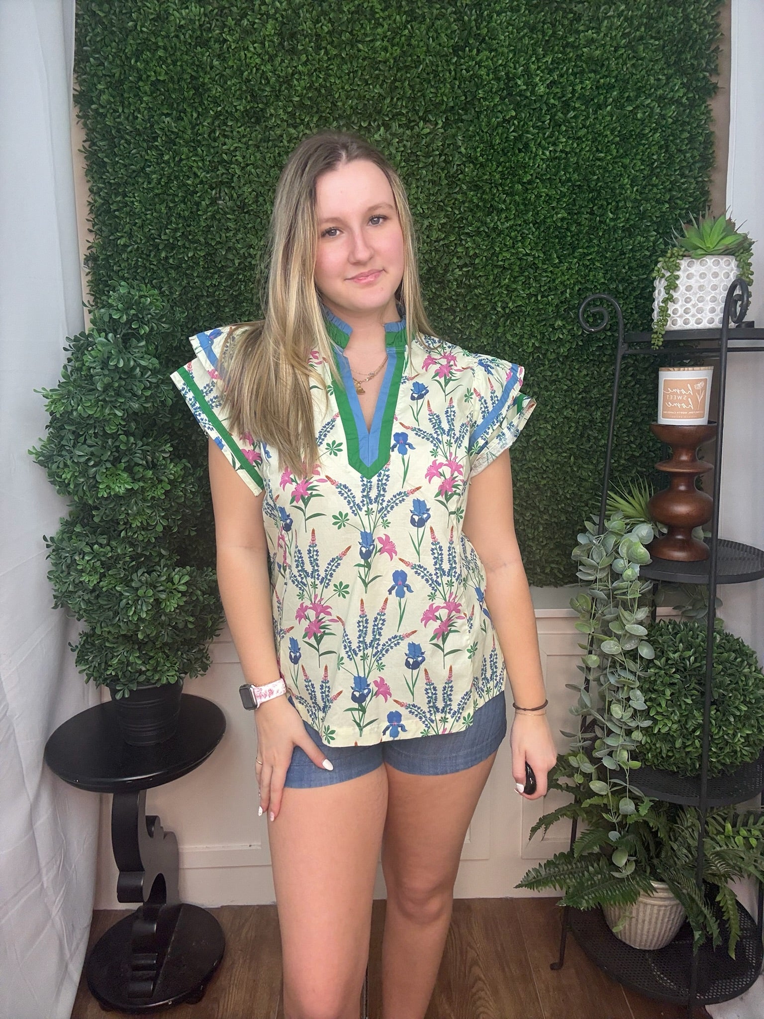 Botanical V-Neck Trim Blouse