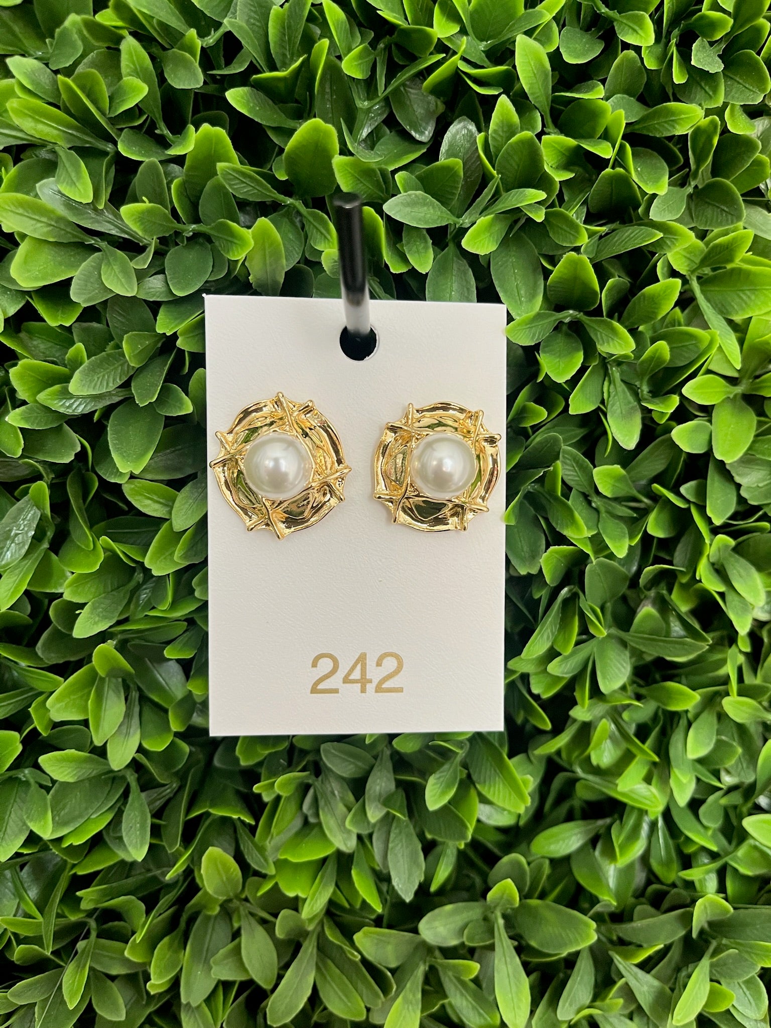 RATTAN PEARL EARRINGS - GOLDEN